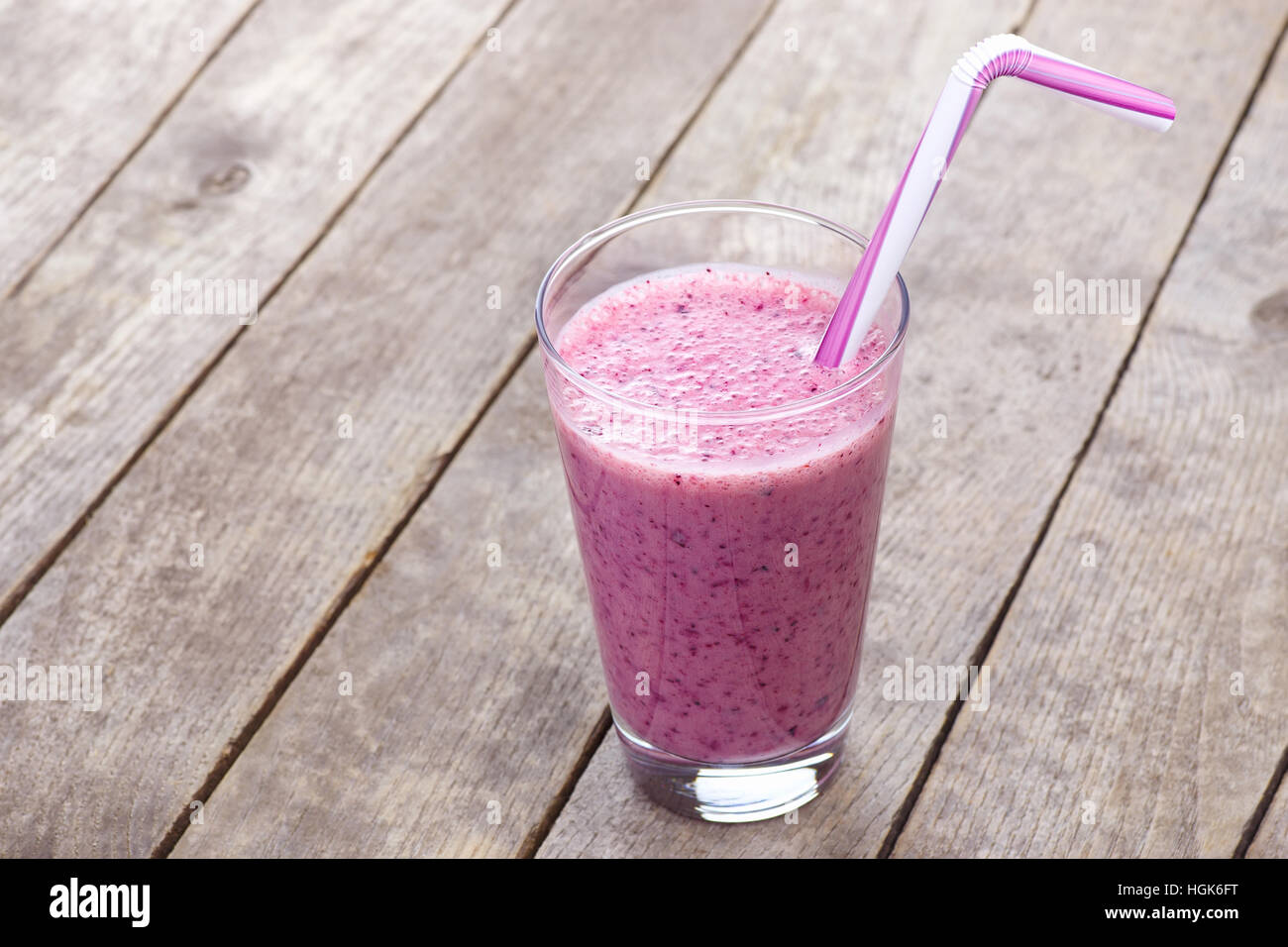 Verre de smoothie aux bleuets Banque D'Images