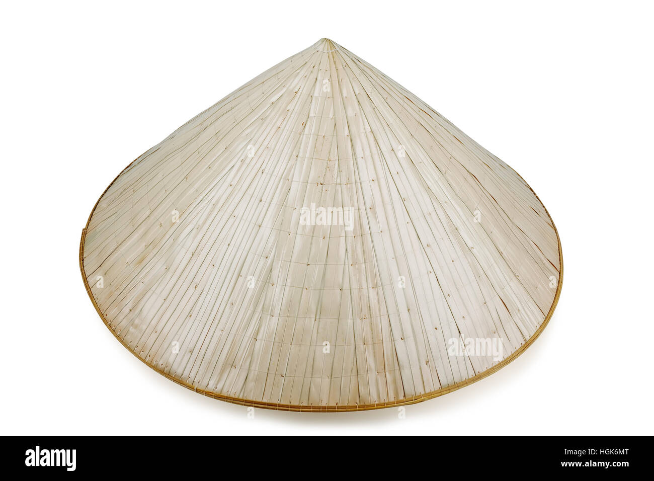 Chapeau conique vietnamien isolated on white background, studio shot Banque D'Images