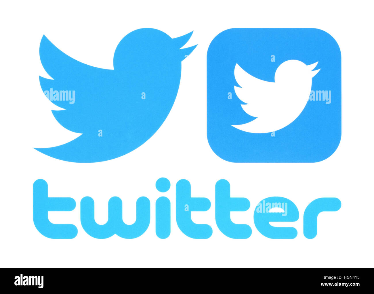 Kiev, Ukraine - 30 mai 2016 : Collection de Twitter logos imprimés sur du papier. Twitter est un service de réseau social en ligne qui permet aux utilisateurs d'envoyer Banque D'Images