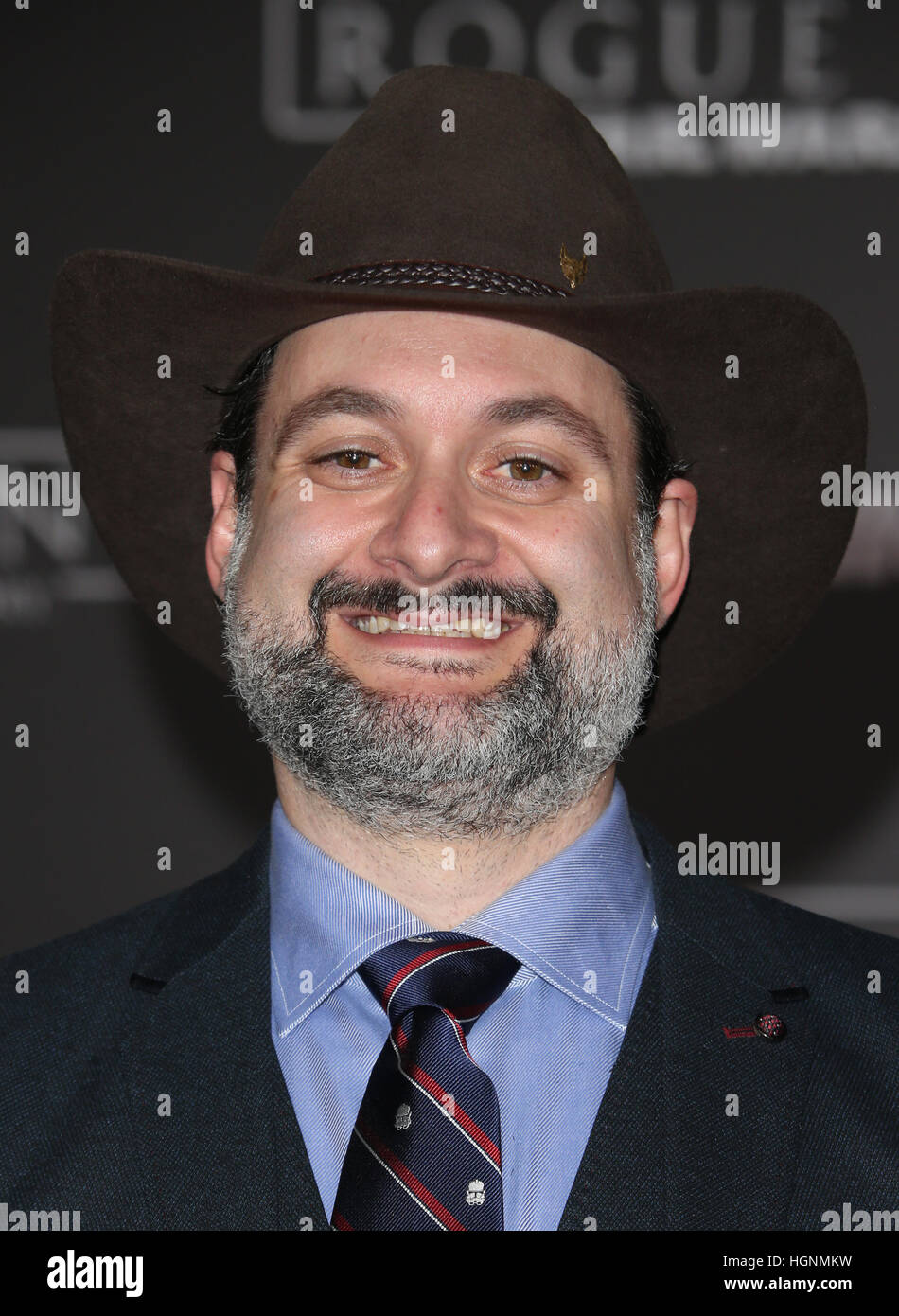 Dave Filoni assistant à la première de Walt Disney Pictures et Lucasfilm's "Voyous Une : Une histoire de la guerre des étoiles' au Pantages Theatre à Hollywood, Californie. Musiciens : Dave Filoni Où : Hollywood, California, United States Quand : 10 déc 2016 Banque D'Images