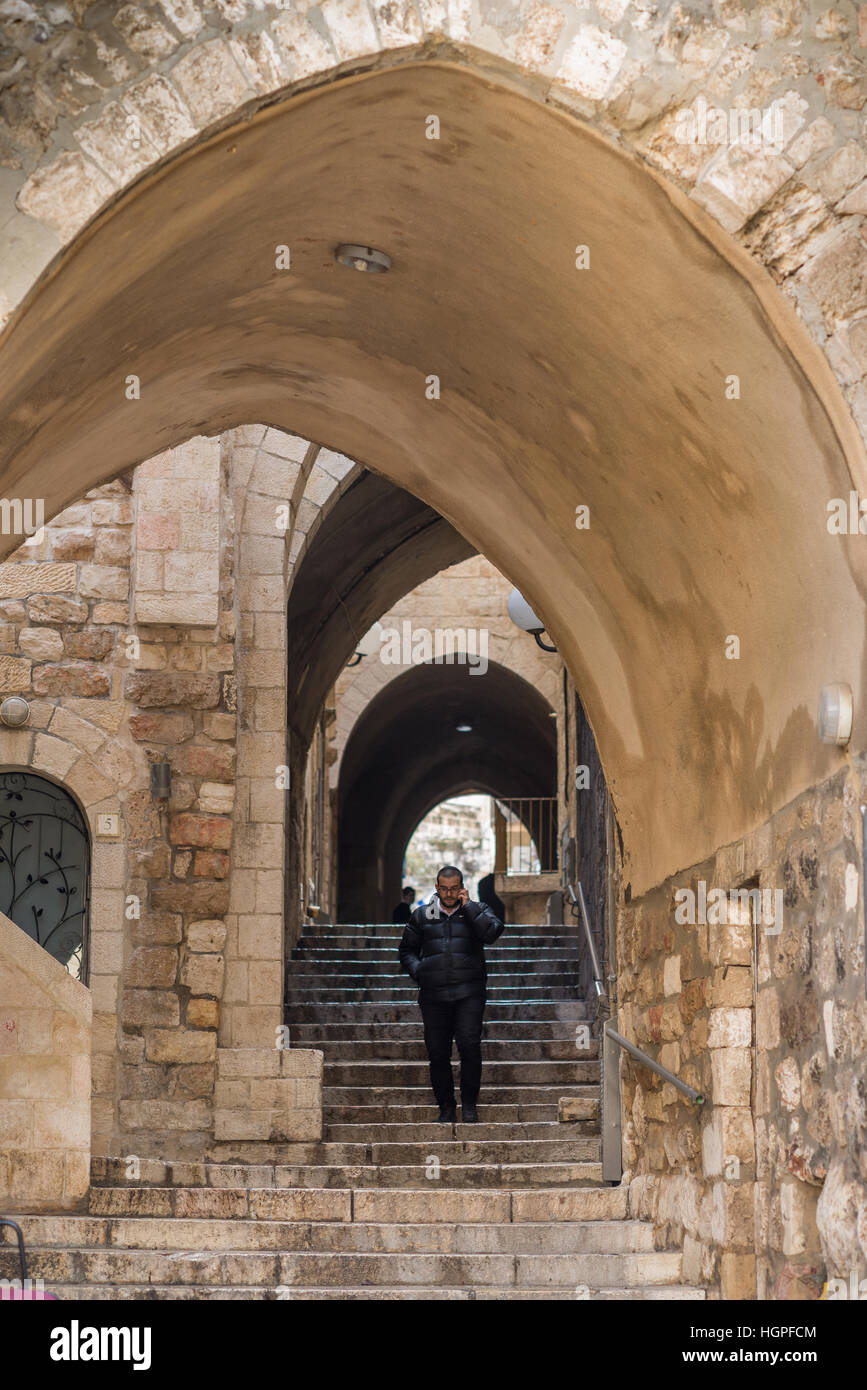 Juif dans les rues de Jérusalem, Israël, Moyen Orient Banque D'Images