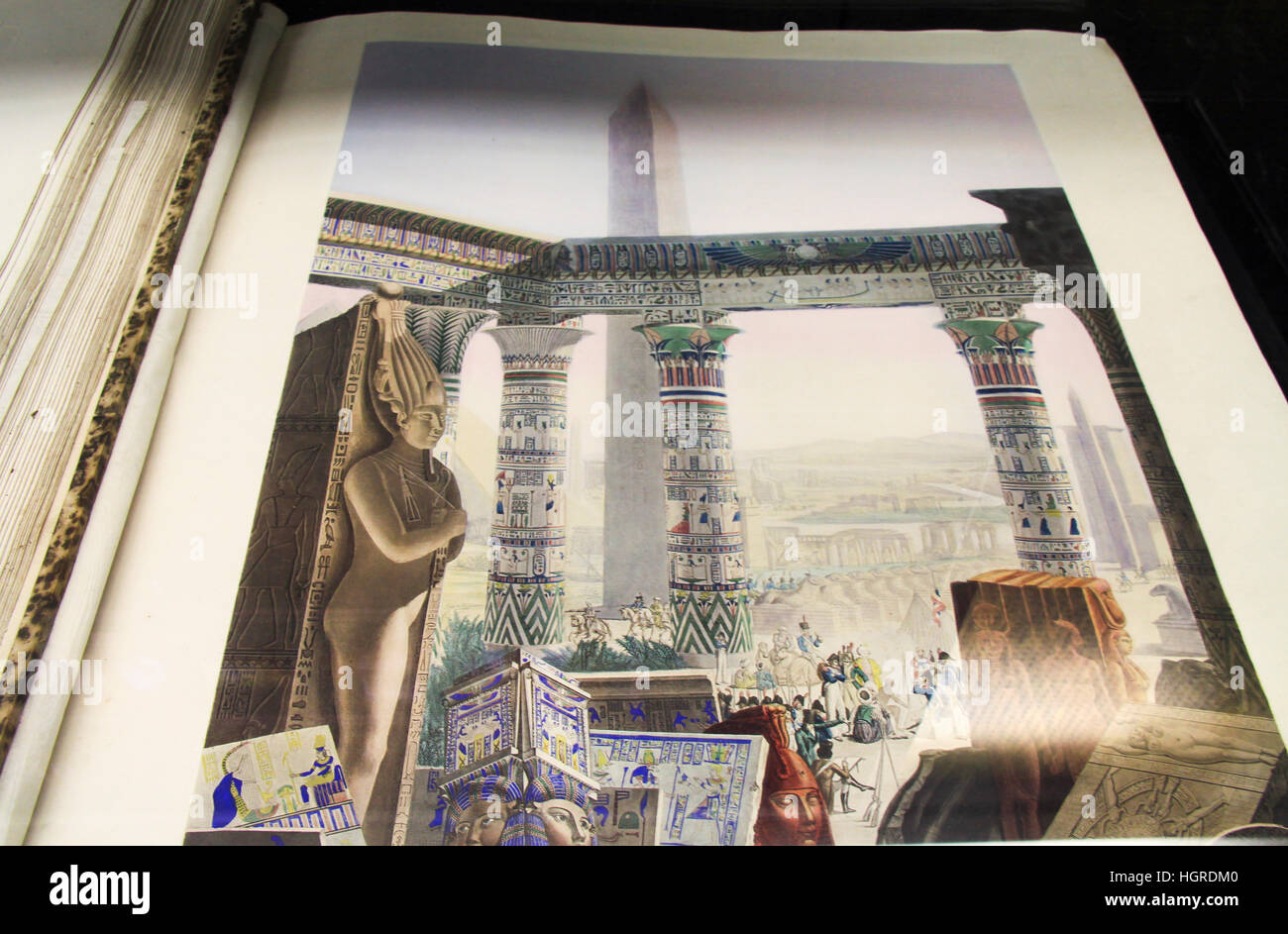 Livre ouvert Encyclopédie page civilisation égyptienne antique image Art. Célèbre Bibliotheca Alexandrina Bibliothèque à Alexandrie Egypte Banque D'Images