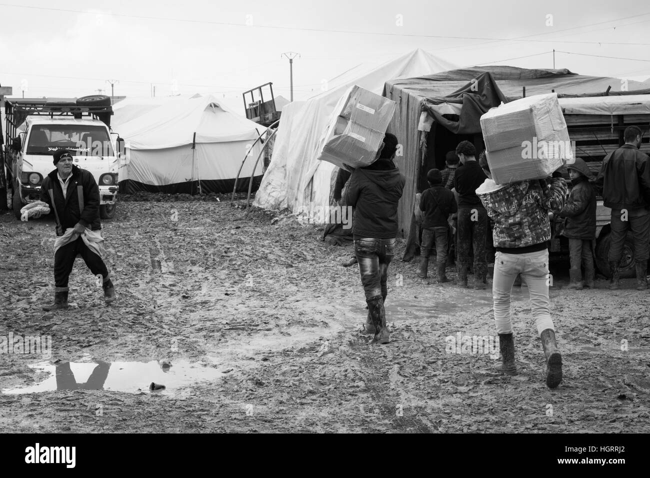Azaz, Syrie - le 29 janvier 2014. Camp de réfugiés syriens près du village Azaz 60 kilomètres d'Alep en Syrie près de la frontière avec la Turquie à Kilis. Banque D'Images