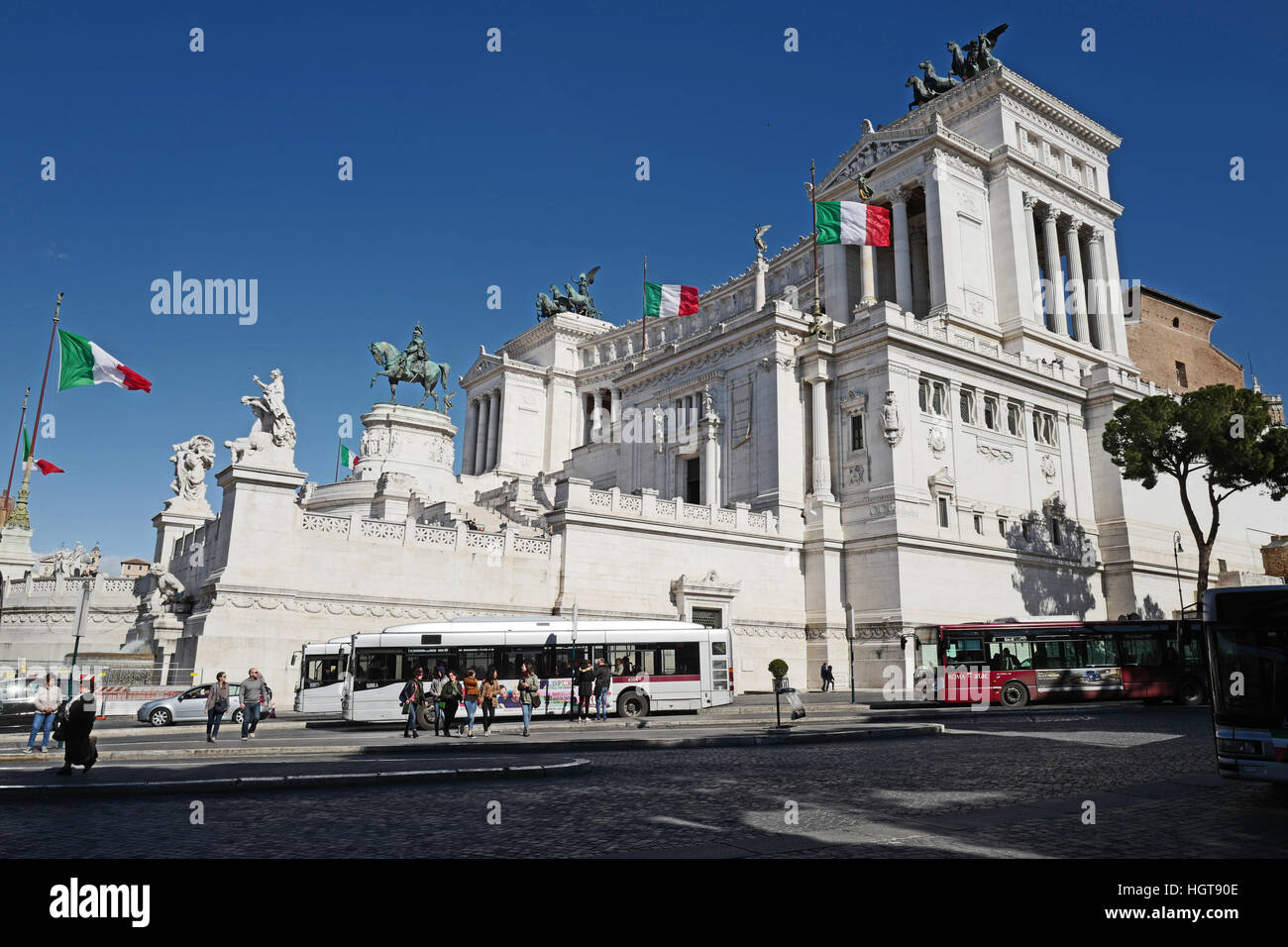 Van monument Victor-emmanuel II à Rome Banque D'Images