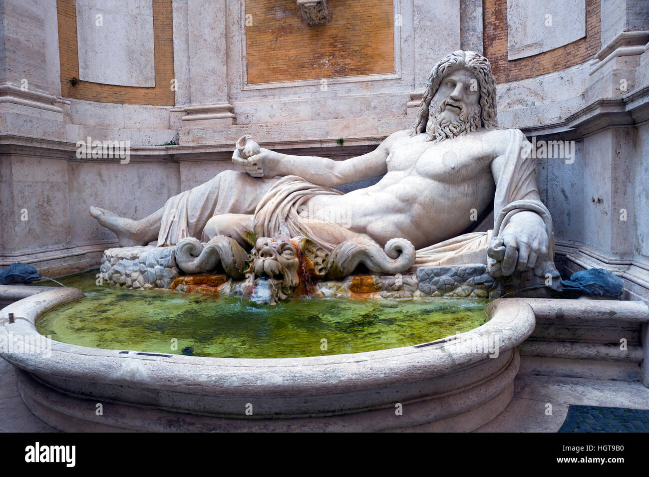 Sculpture de Neptune dans les musées du Capitole Rome Banque D'Images