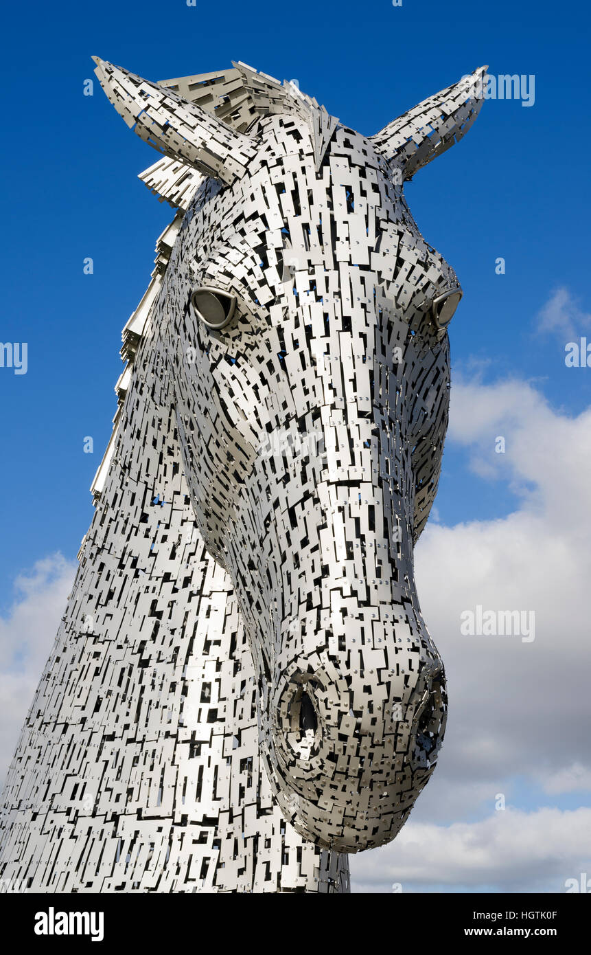 Les Kelpies -Andy Scott sculptures à tête de cheval du parc à Falkirk Helix sur le Forth et Clyde Canal Banque D'Images