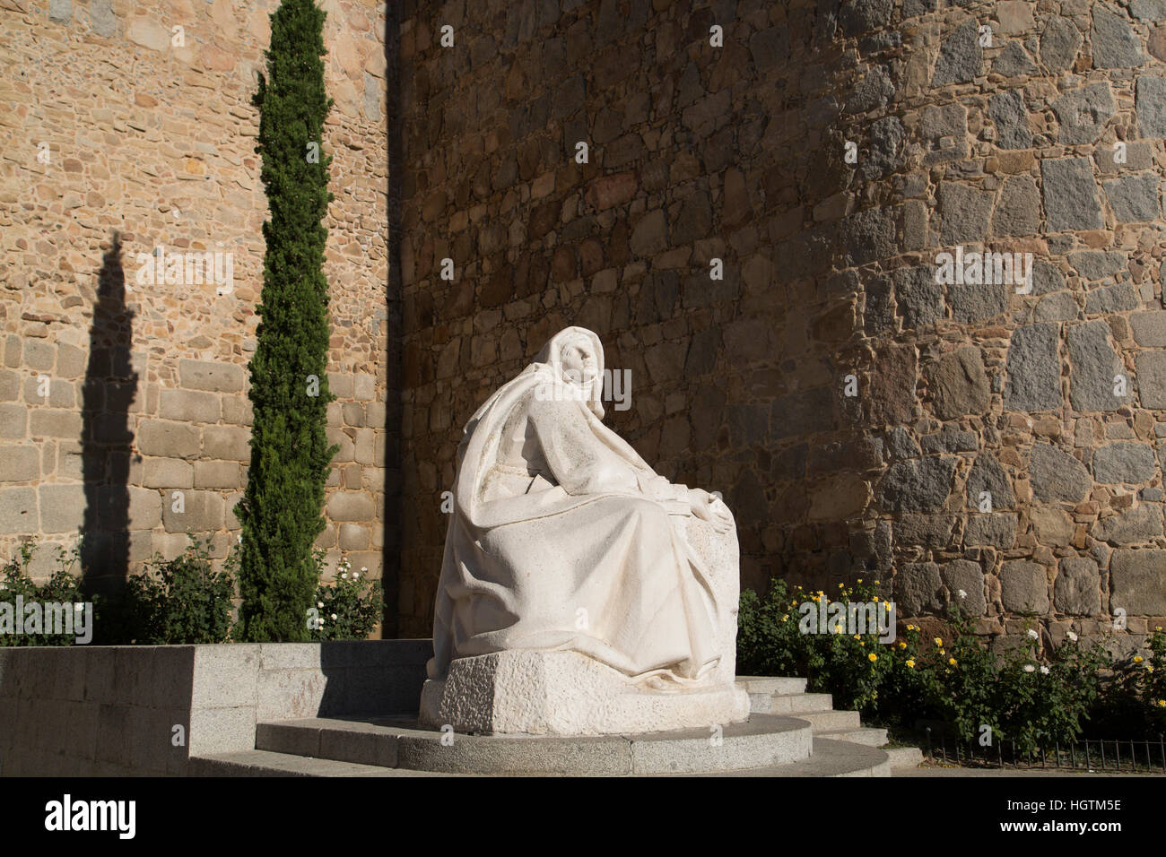 Statue de sainte Thérèse de Jésus, Avila, UNESCO World Heritage Site, Espagne Banque D'Images