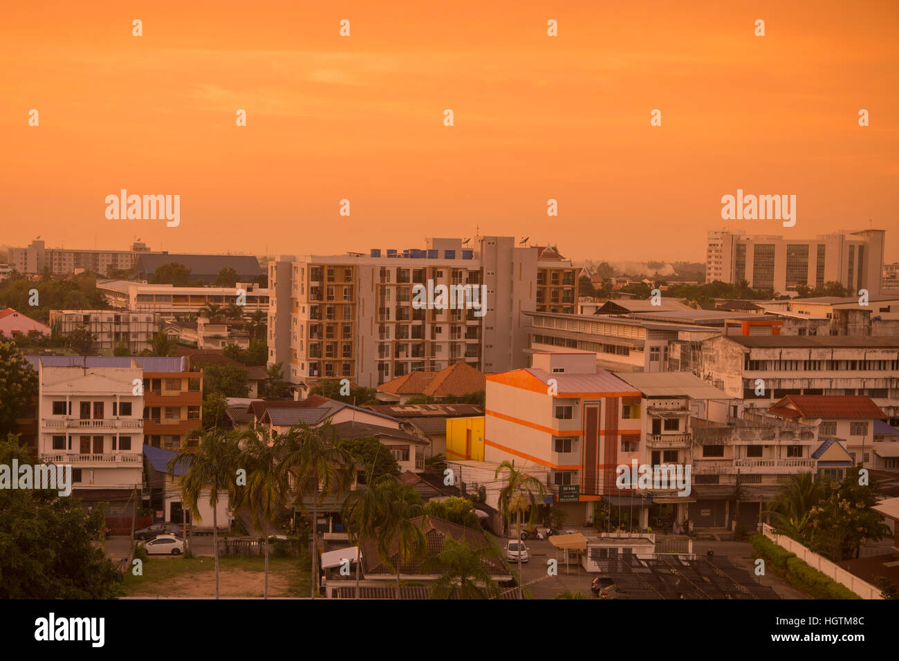 Le centre-ville d'Udon Thani dans l'Isan dans le nord-est de la Thaïlande. Banque D'Images