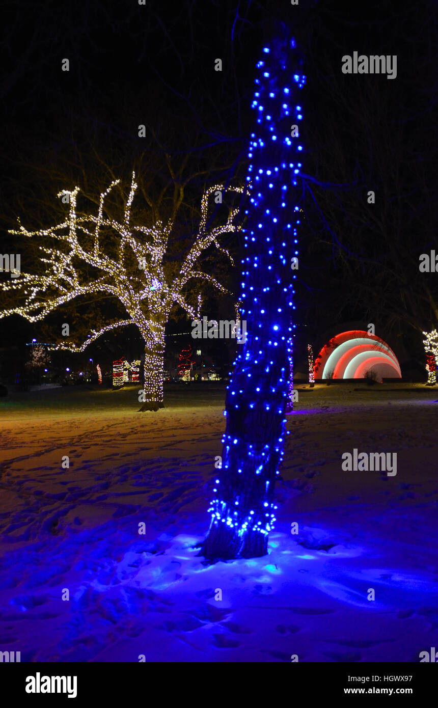 Lumières de Noël à Boulder's Central Park et kiosque Banque D'Images