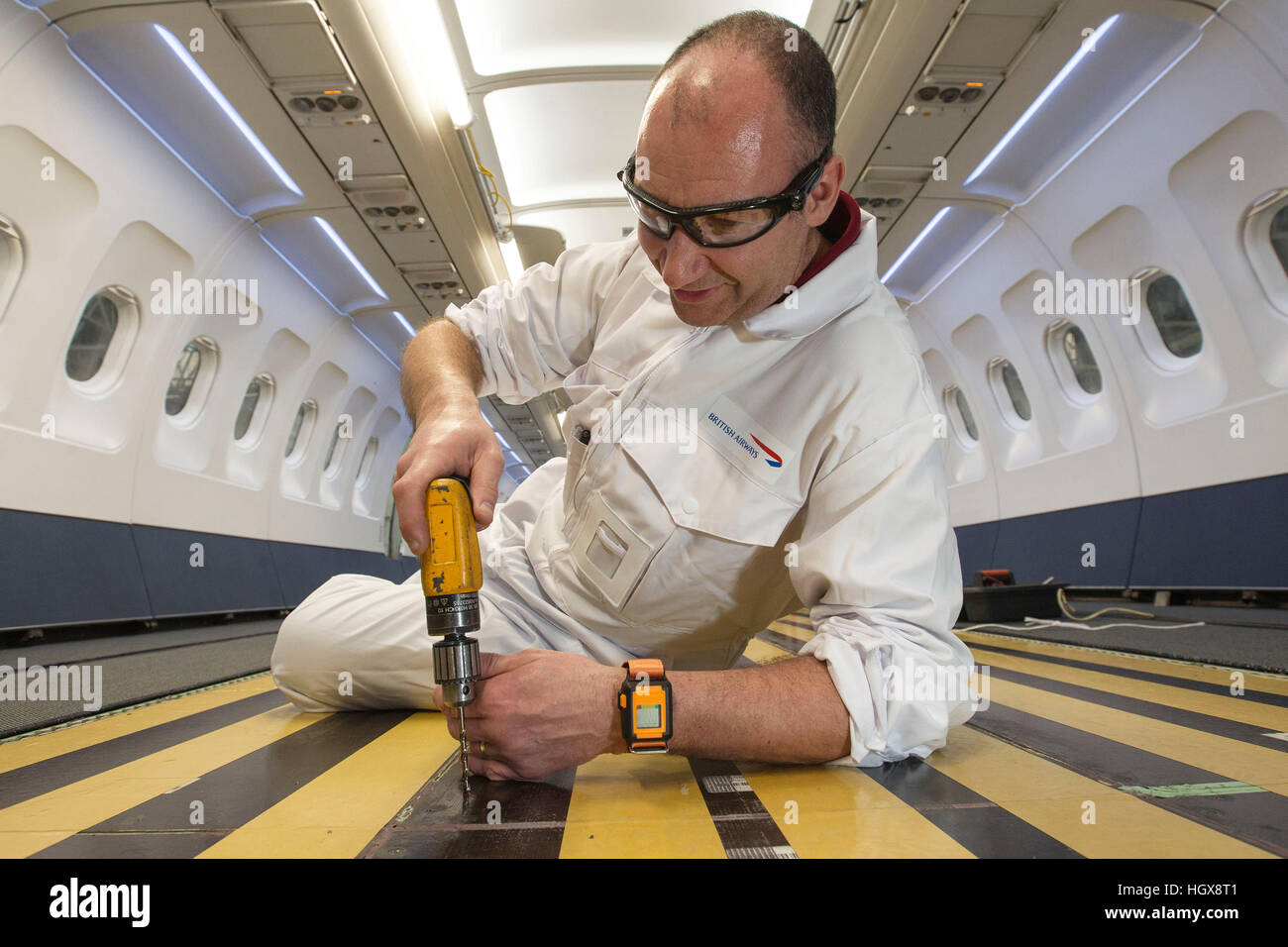 Ingénieur travaillant sur des avions avion Banque D'Images