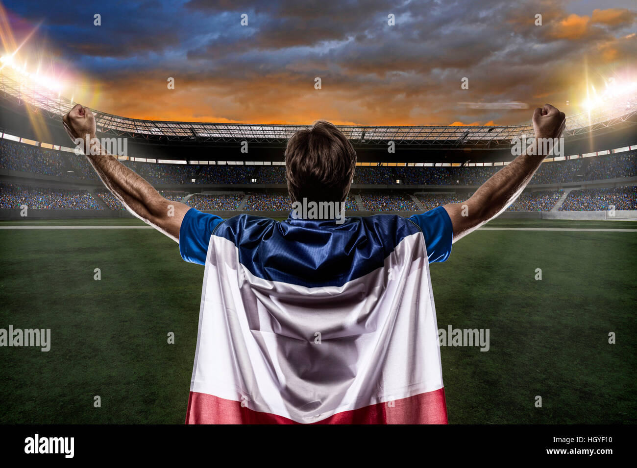Joueur de football français, de célébrer avec les fans. Banque D'Images