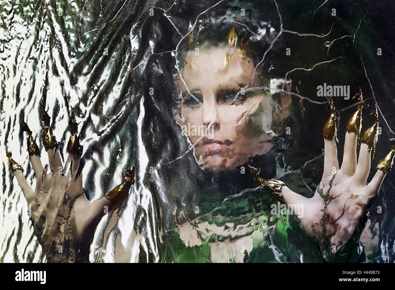 Power Rangers (annoncé comme Saban's Power Rangers) est un film de super-héros américain de 2017 réalisé par Dean israélite, basé sur la série Mighty Morphin Power Rangers. Cette photo est pour un usage éditorial uniquement et est l'auteur de la société film et/ou le photographe attribué par le film ou la société de production et ne peut être reproduite que par des publications dans le cadre de la promotion du film ci-dessus. Un crédit obligatoire pour l'entreprise de film est nécessaire. Le photographe devrait également être portés lorsqu'il est connu. Banque D'Images