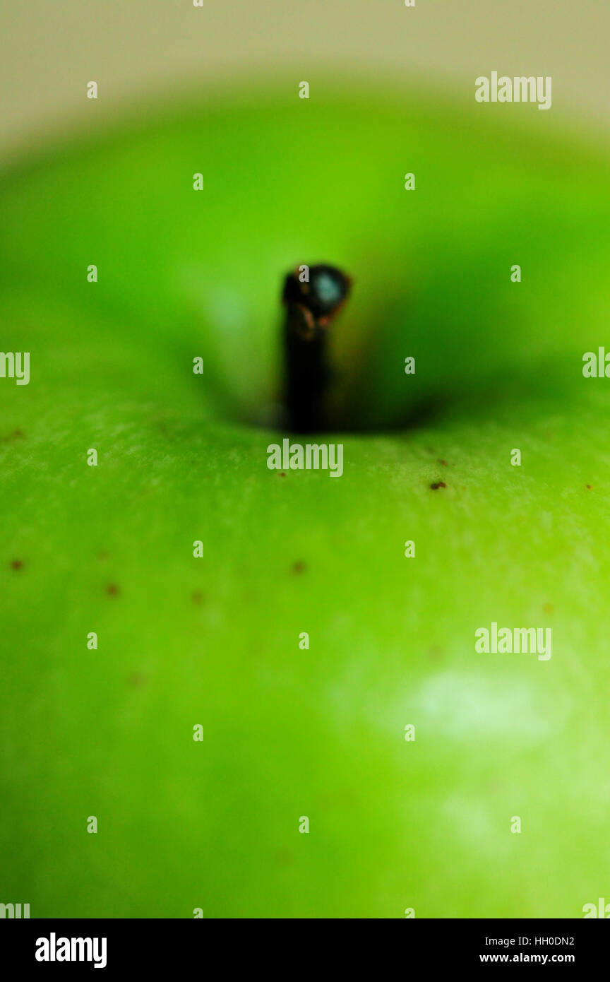 Close up of green apple, selective focus Banque D'Images