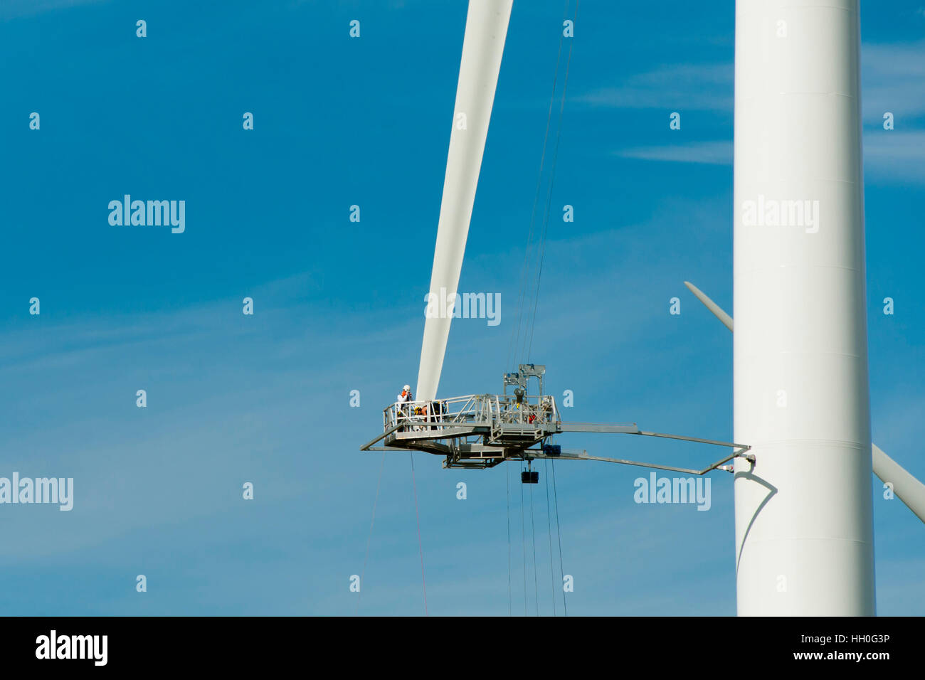 La réparation des pales de l'éolienne Banque D'Images