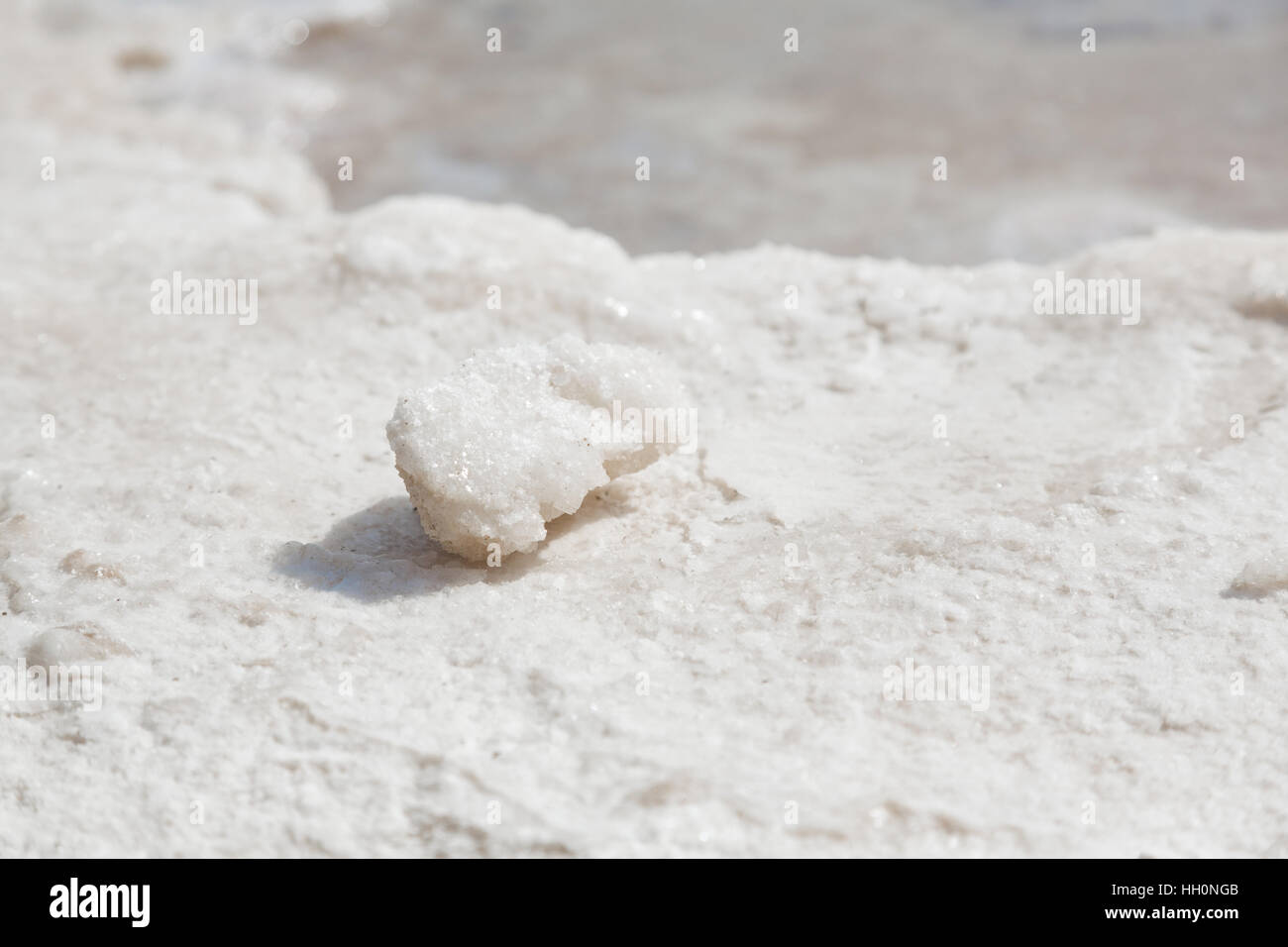 Les cristaux de sel Naturel, au bord de la Mer Morte - le point le plus bas sur terre Banque D'Images