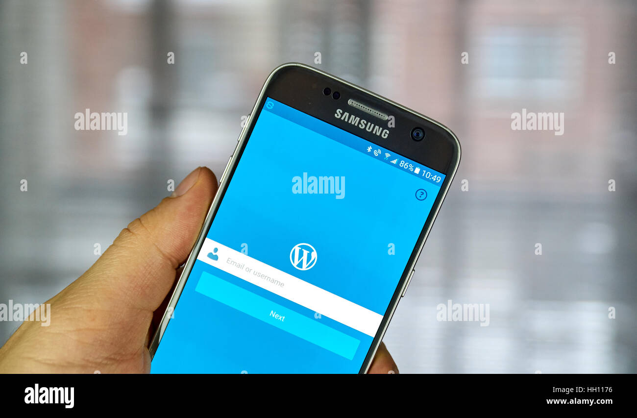 Montréal, Canada - le 23 décembre 2016 Wordpress : application sur l'écran Samsung S7 Banque D'Images