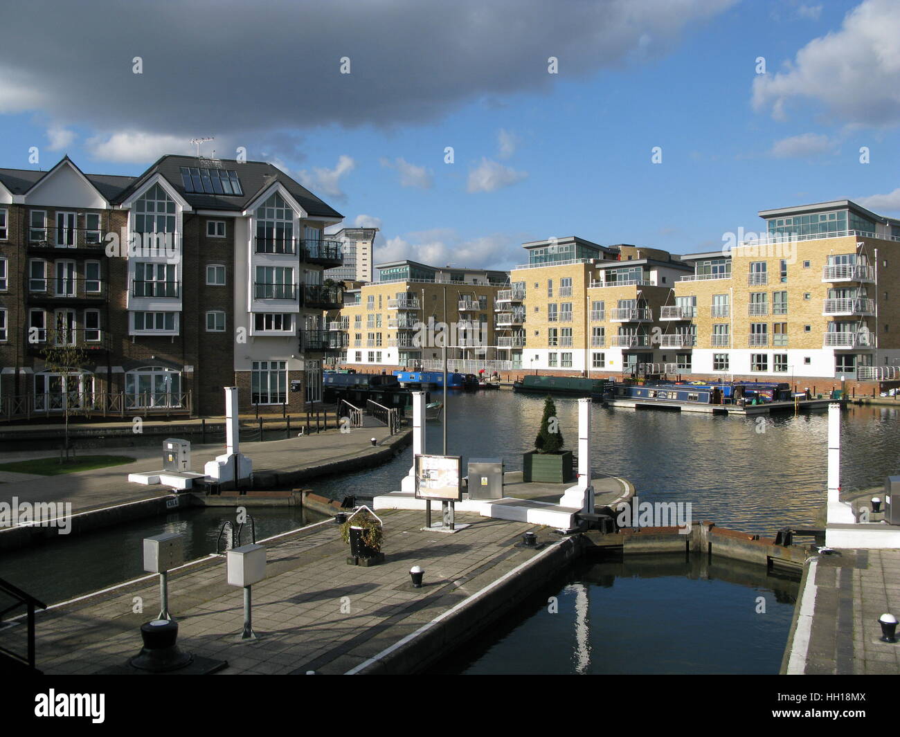 Londres, Royaume-Uni, le 4 mars 2008 : Brentford Marina, rivière Brent, Grand Londres, Brentford, Angleterre, Royaume-Uni, Banque D'Images