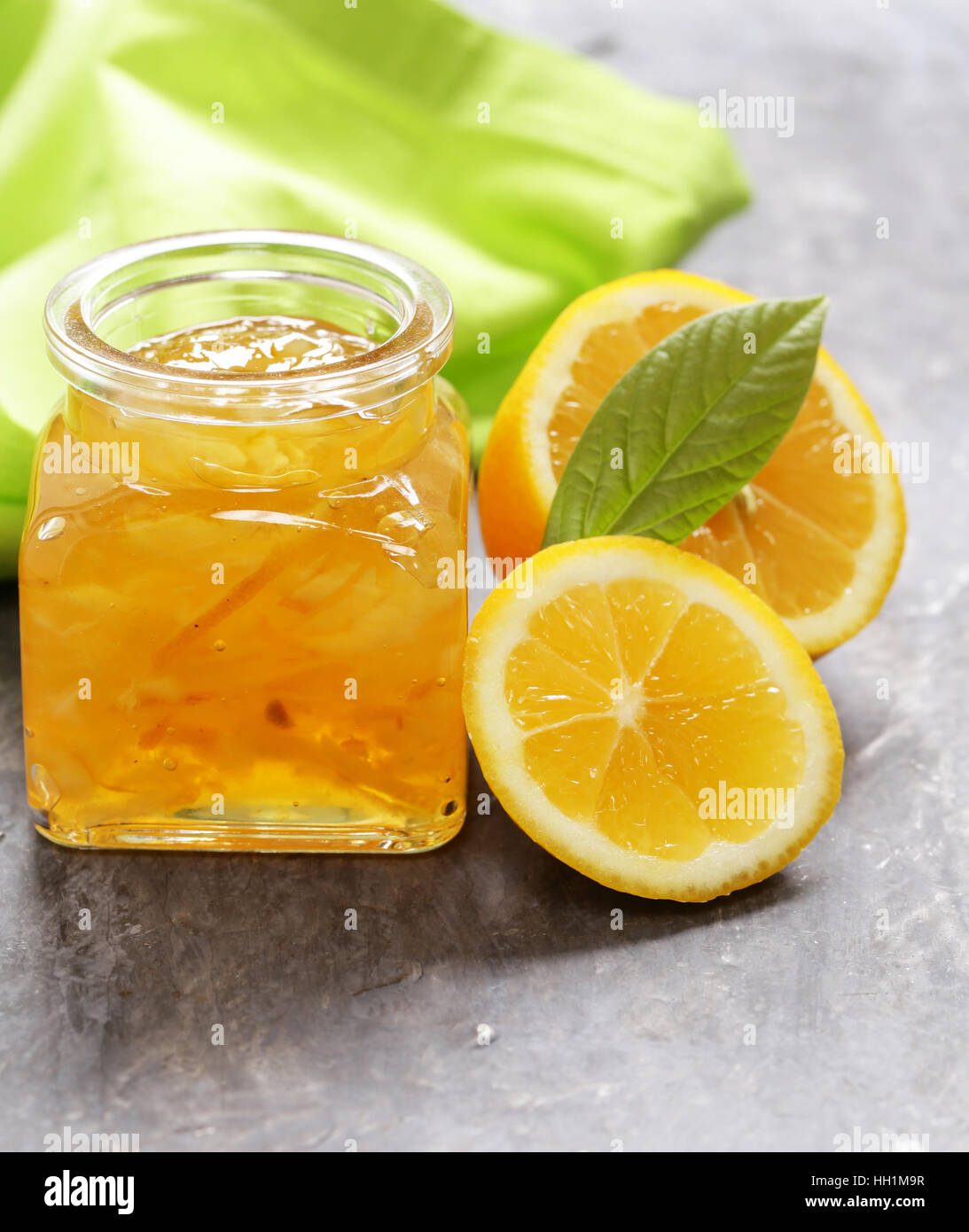 Confiture de citron naturel avec entrain, des aliments en conserve Banque D'Images