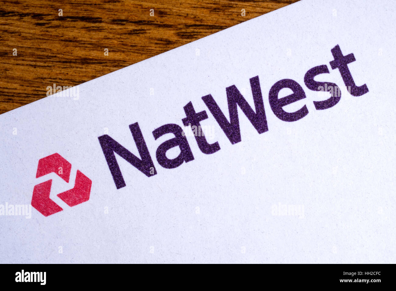 Londres, Royaume-Uni - 13 janvier 2017 : Le logo de Natwest Bank sur le dessus d'une lettre, le 13 janvier 2017. Banque D'Images