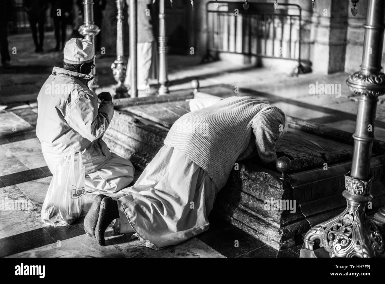 Pierre de l'onction, l'église du Saint-Sépulcre, Vieille Ville, site du patrimoine mondial de l'UNESCO, Jérusalem, Israël, Moyen Orient Banque D'Images
