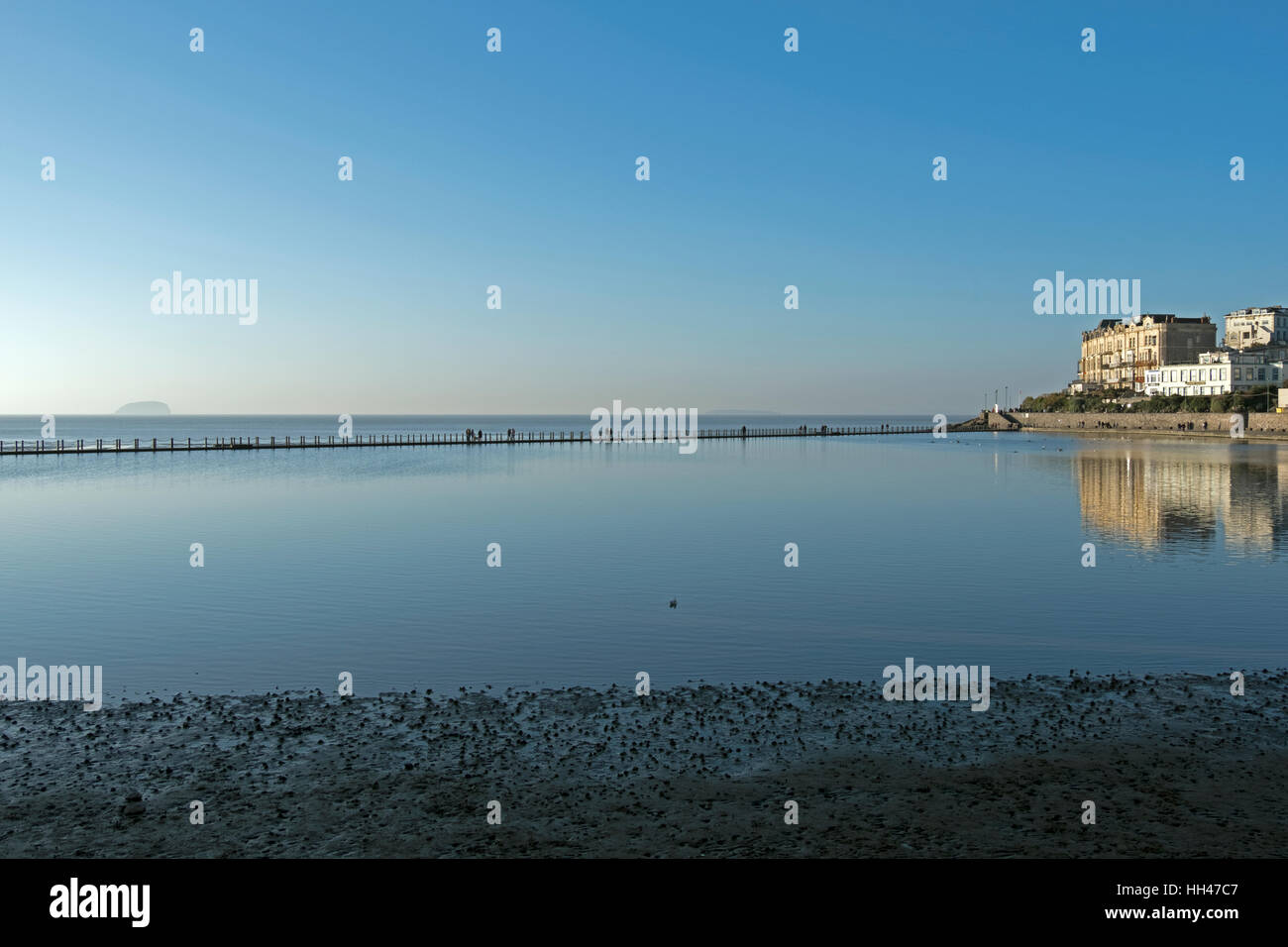 Le Lac Marin à Weston-super-Mare, Italie sur une journée d'hiver ensoleillée Banque D'Images