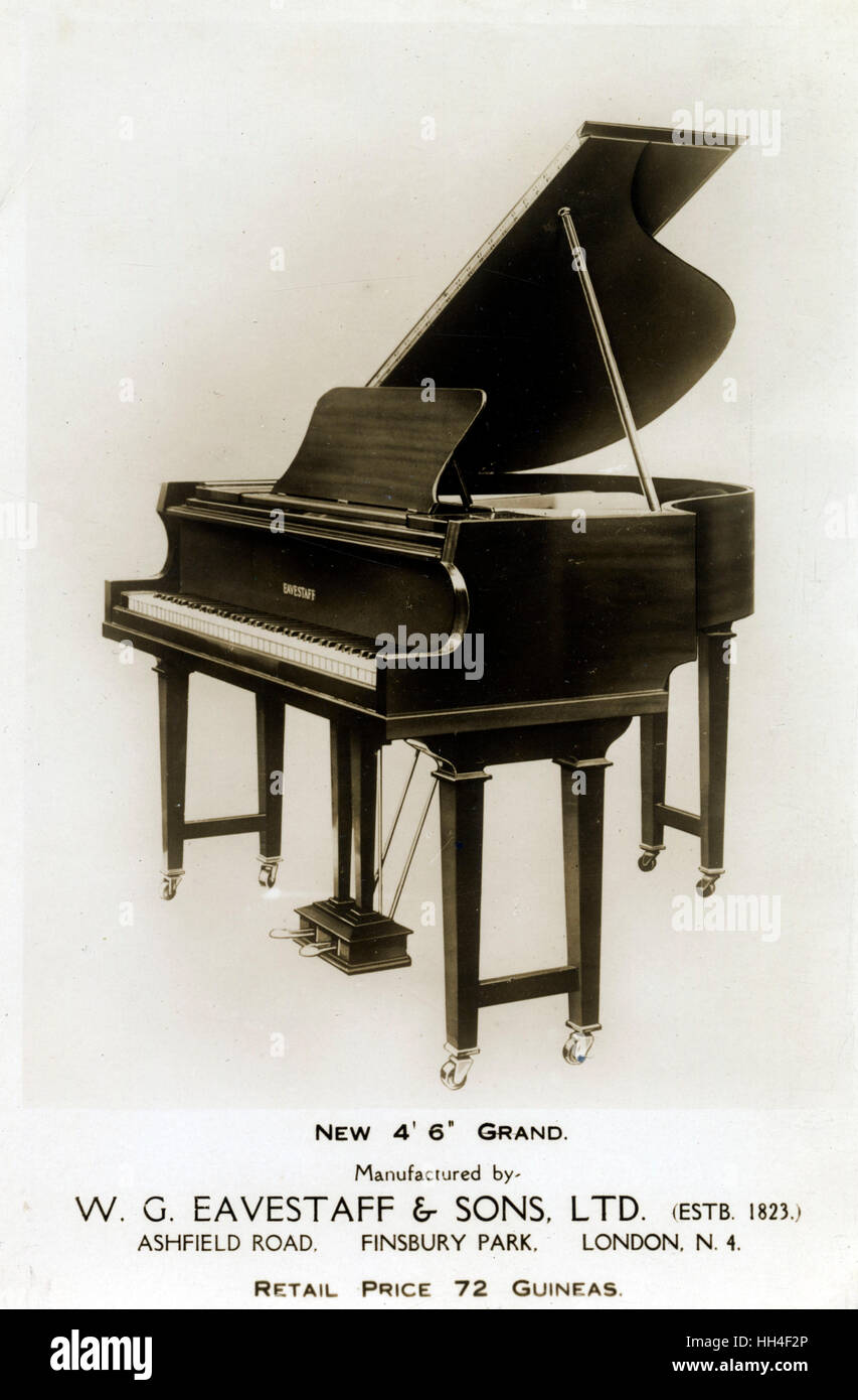 W. G. Eavestaff & Sons Ltd Baby Grand Piano Banque D'Images