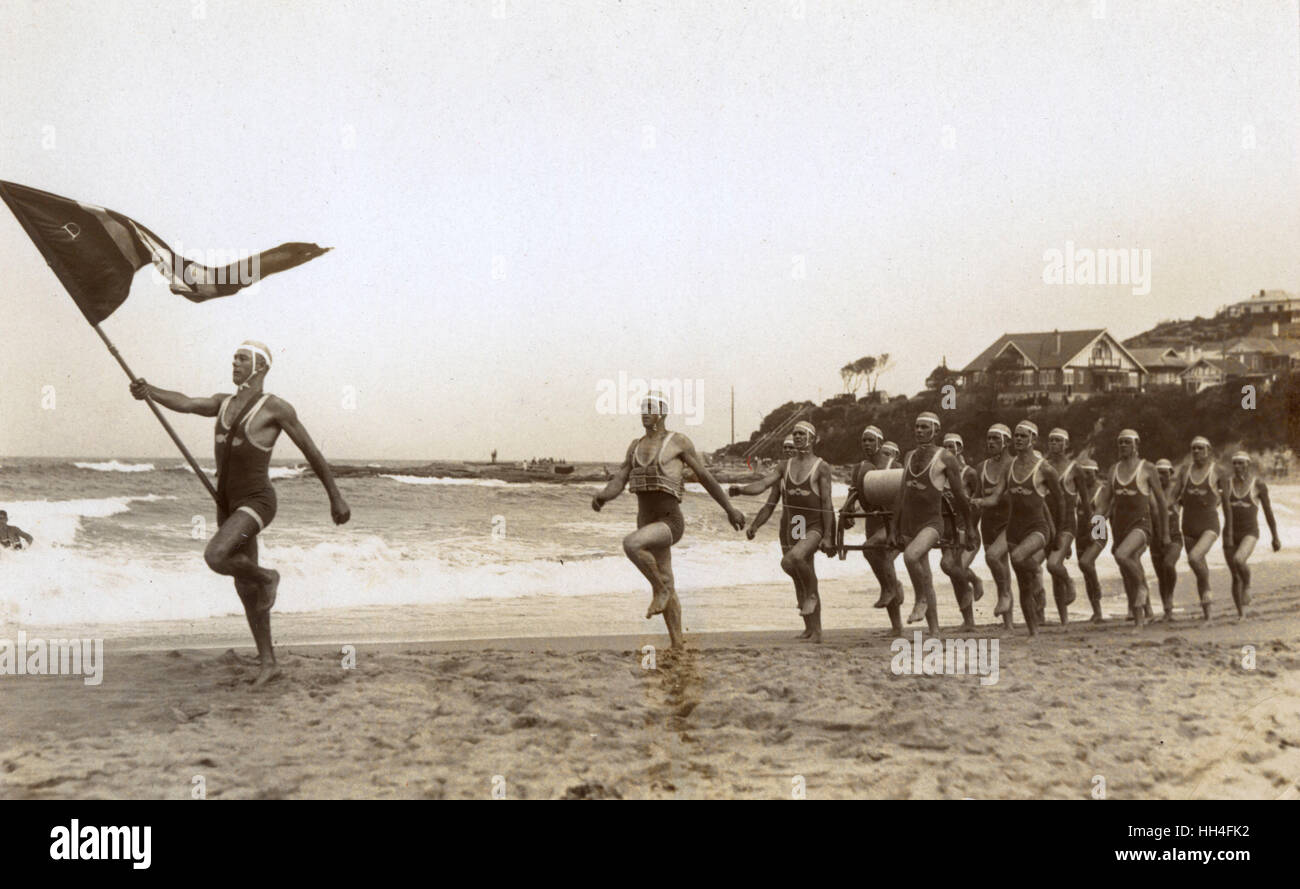 Australian LifeGuards in Training - Dee Why Beach, Nouvelle-Galles du Sud Banque D'Images