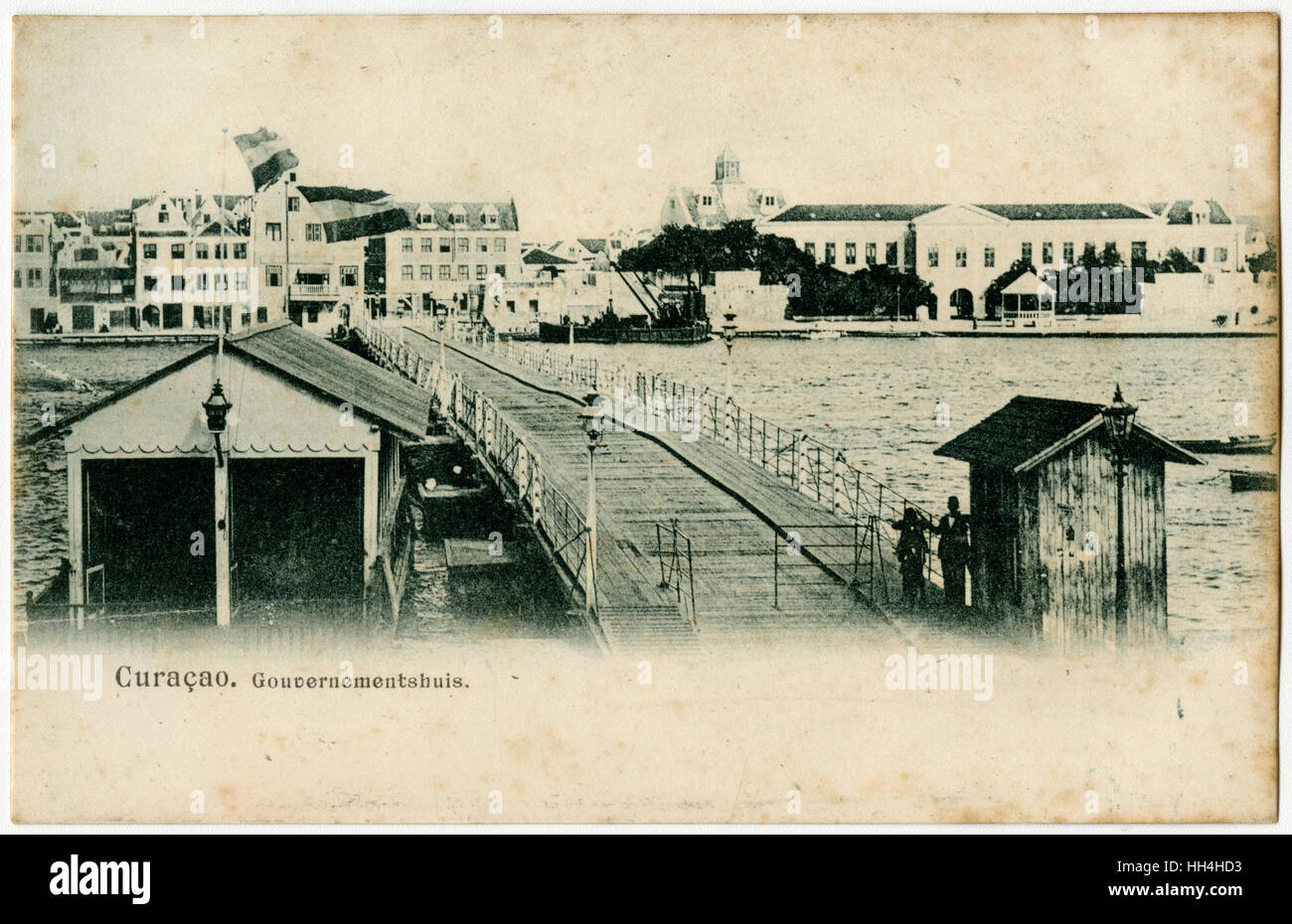 Curacao - une dépendance néerlandaise dans les Antilles. Vue sur le pont de la reine Emma, un ponton de l'autre côté de Anna Bay, construit en 1888. Banque D'Images