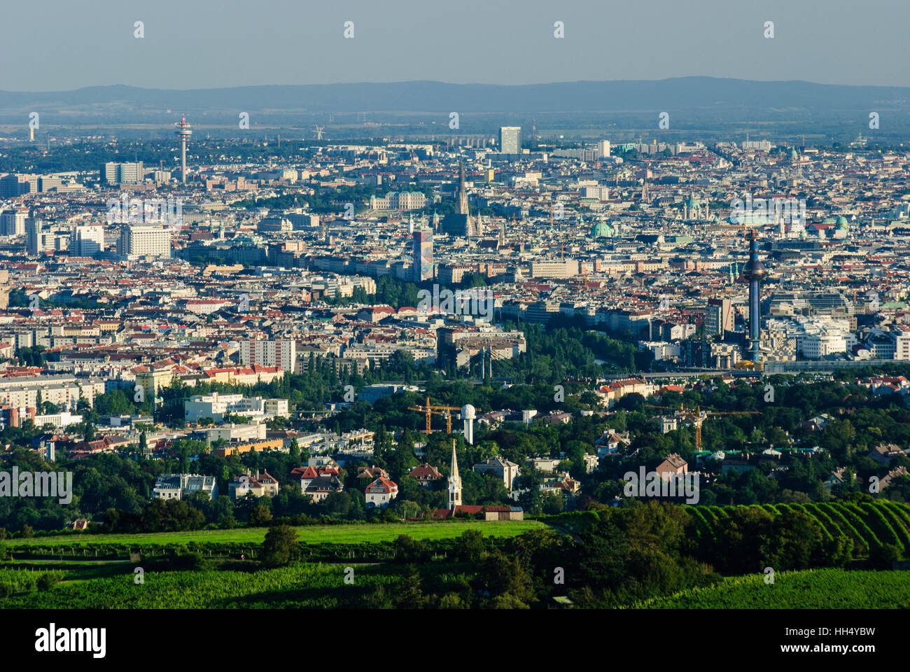 Wien, Vienne : vue de ville de Leopoldsberg, 00, Wien, Autriche. Banque D'Images