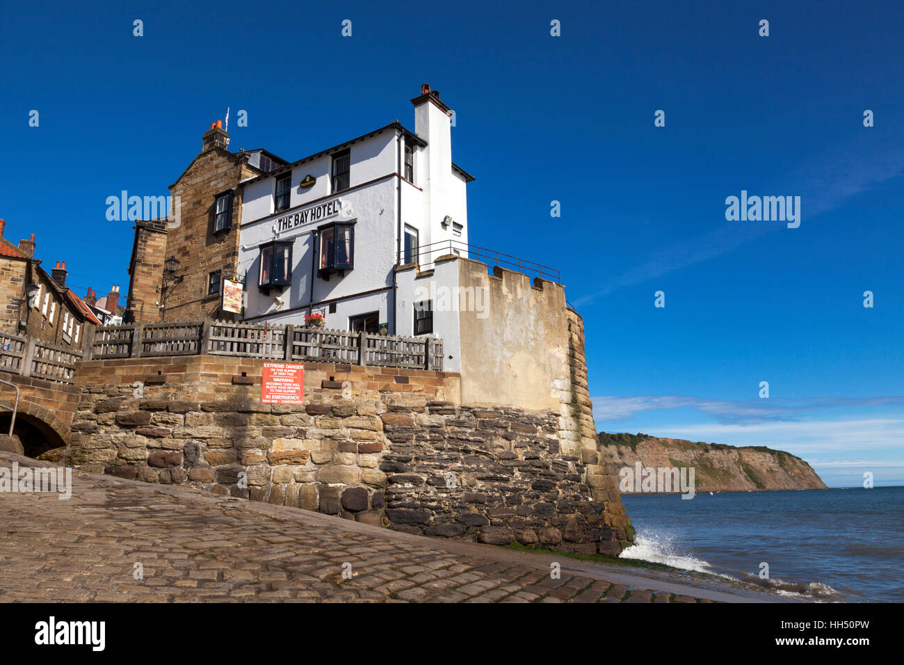 Le Bay Hotel, Robin Hood's Bay, North Yorkshire, Angleterre, Royaume-Uni Banque D'Images