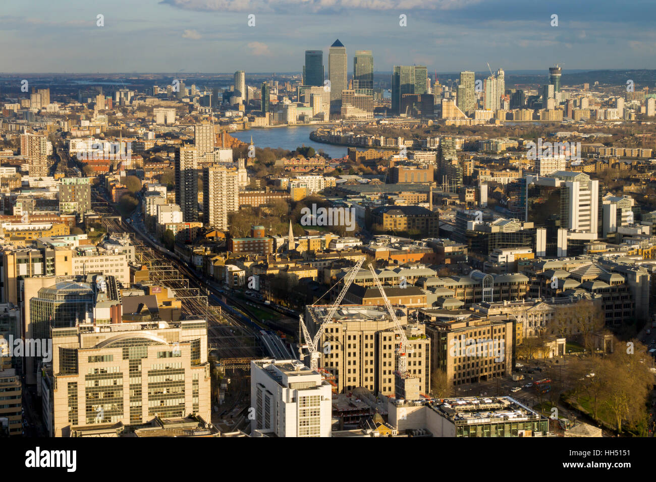 L'Europe, Royaume-Uni, Angleterre, Londres, aerial skyline Canary Wharf Banque D'Images