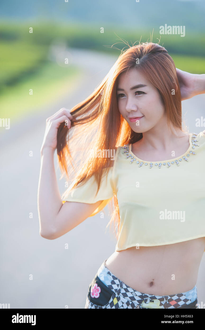 Portrait Thai belle fille dans l'air extérieur Banque D'Images