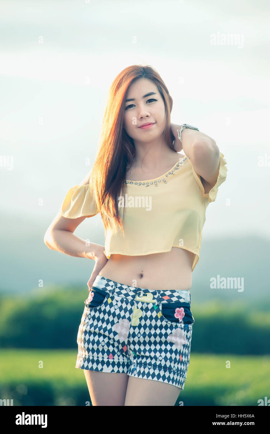 Portrait Thai belle fille dans l'air extérieur Banque D'Images