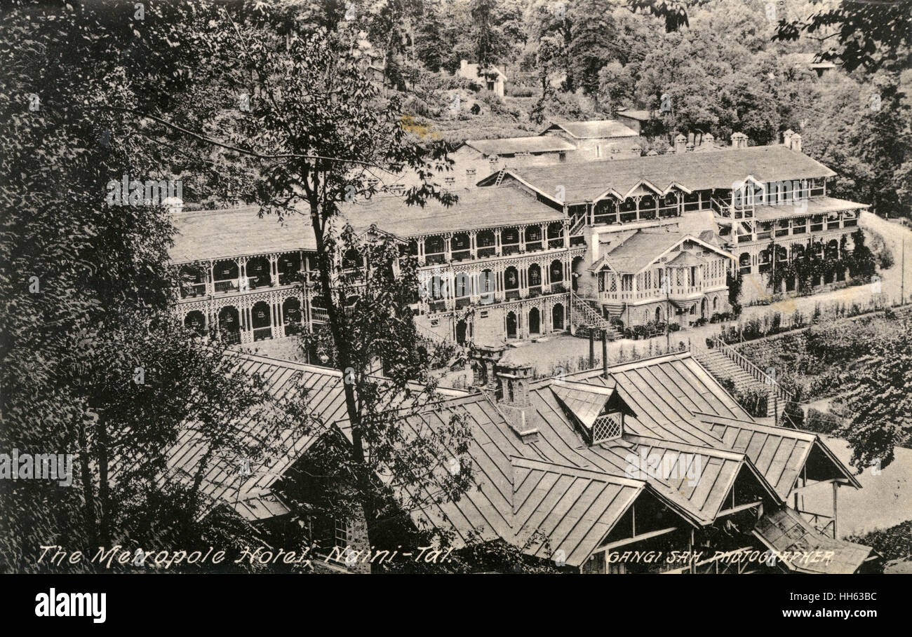 Vue aérienne de l'Hôtel Métropole, station de colline de Nainital Uttarakhand, Inde,. Banque D'Images