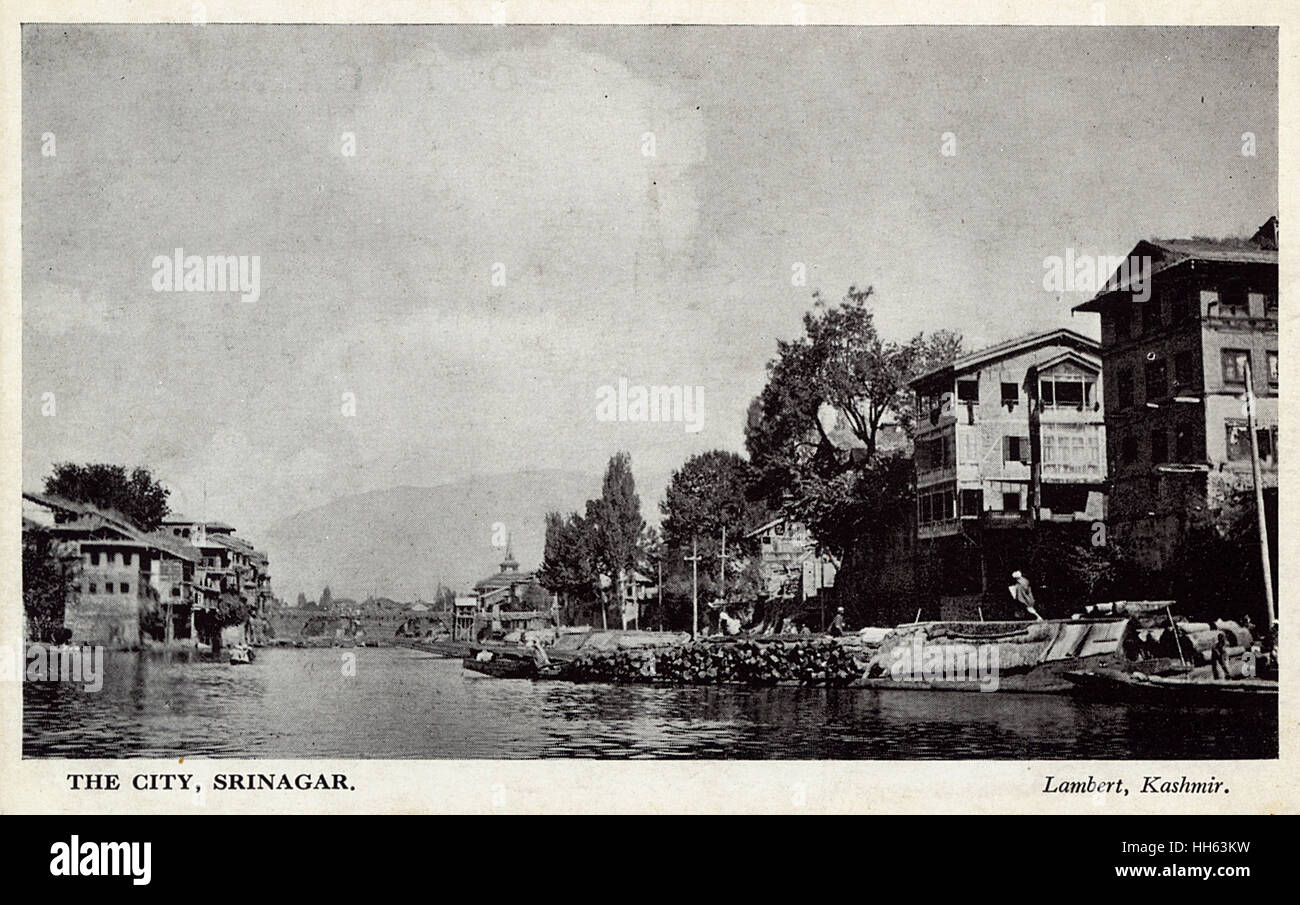 Vue sur Srinagar et la rivière Jhelum, Cachemire, Inde Banque D'Images