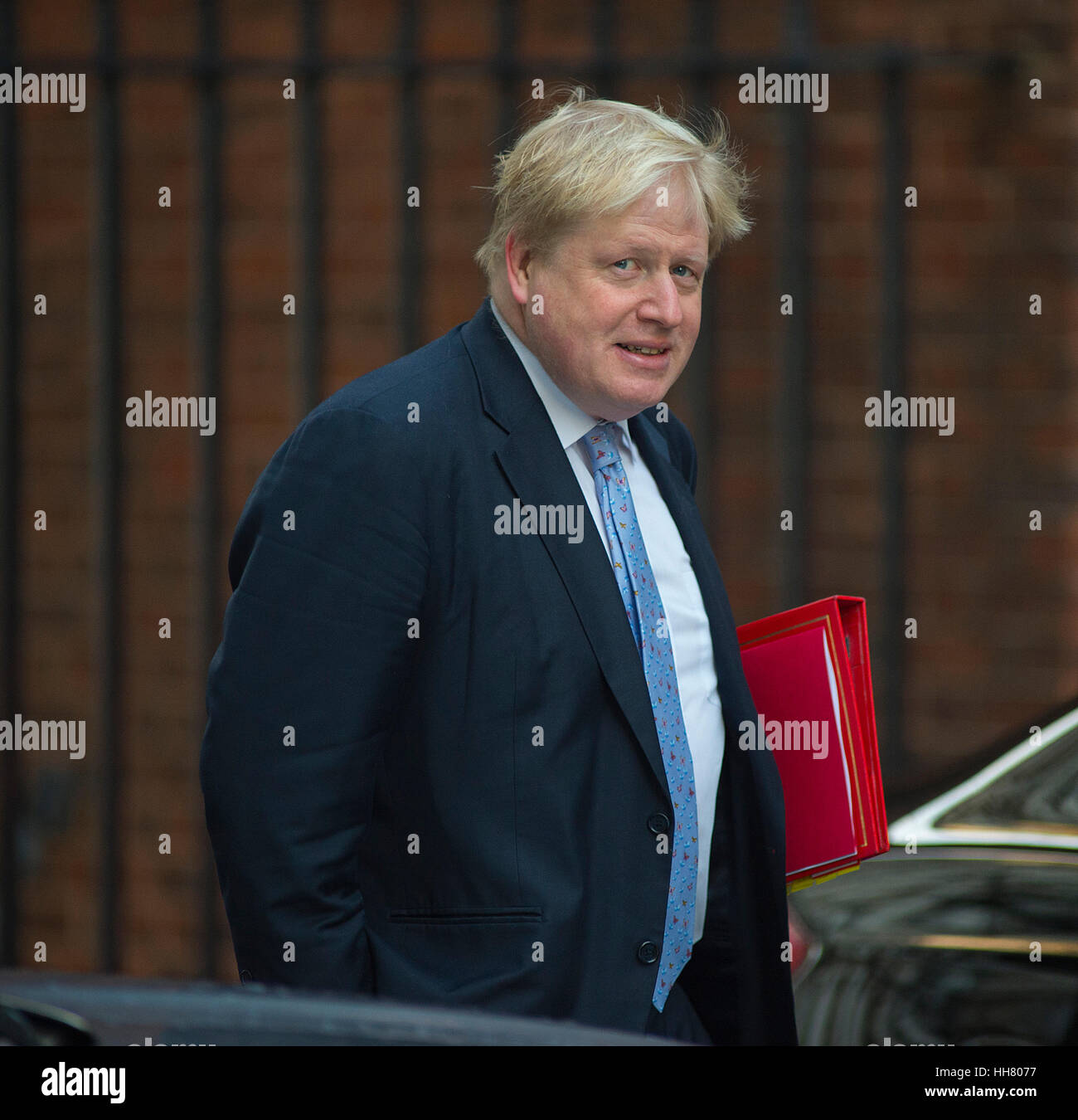 Downing Street, London, UK. 17 janvier 2017. Boris Johnson, secrétaire d'État aux Affaires étrangères, arrive pour la réunion hebdomadaire du cabinet le jour PM Theresa peut annoncera son plan en 12 points Brexit à Lancaster House. © Malcolm Park editorial/Alamy Live News. Banque D'Images