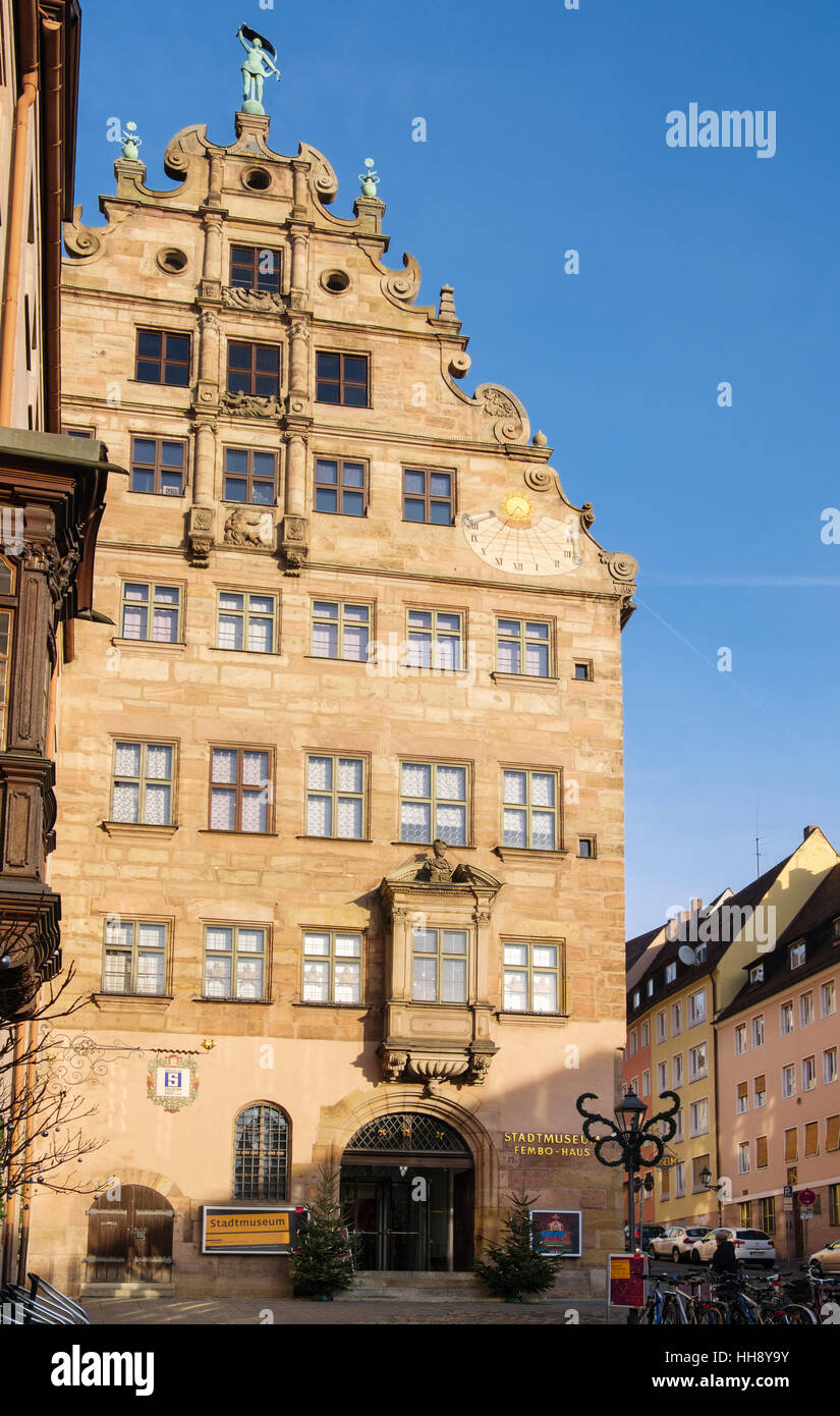 Musée de Nuremberg ou Stadtmuseum dans immeuble du 16ème siècle dans la vieille ville. Nuremberg, Bavière, Allemagne, Europe Banque D'Images