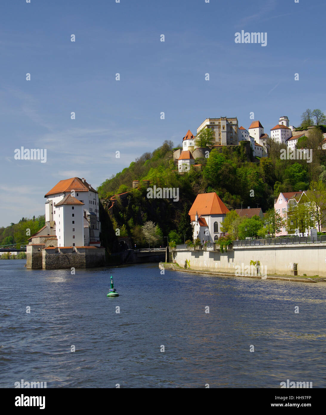 Cathédrale, Danube, rivière, l'eau, beaux, beauteously, nice, histoire, église, Banque D'Images