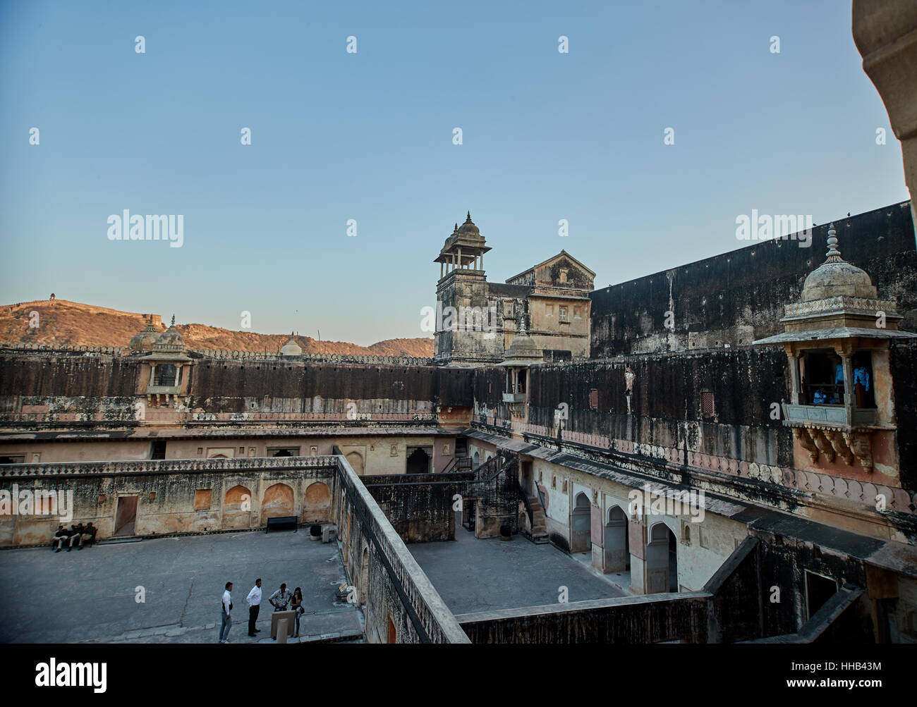 Colonnes de l'Amber Fort près de Jaipur, Rajasthan, Inde, Fort Amer est connu pour ses éléments de style hindou artistique. Banque D'Images