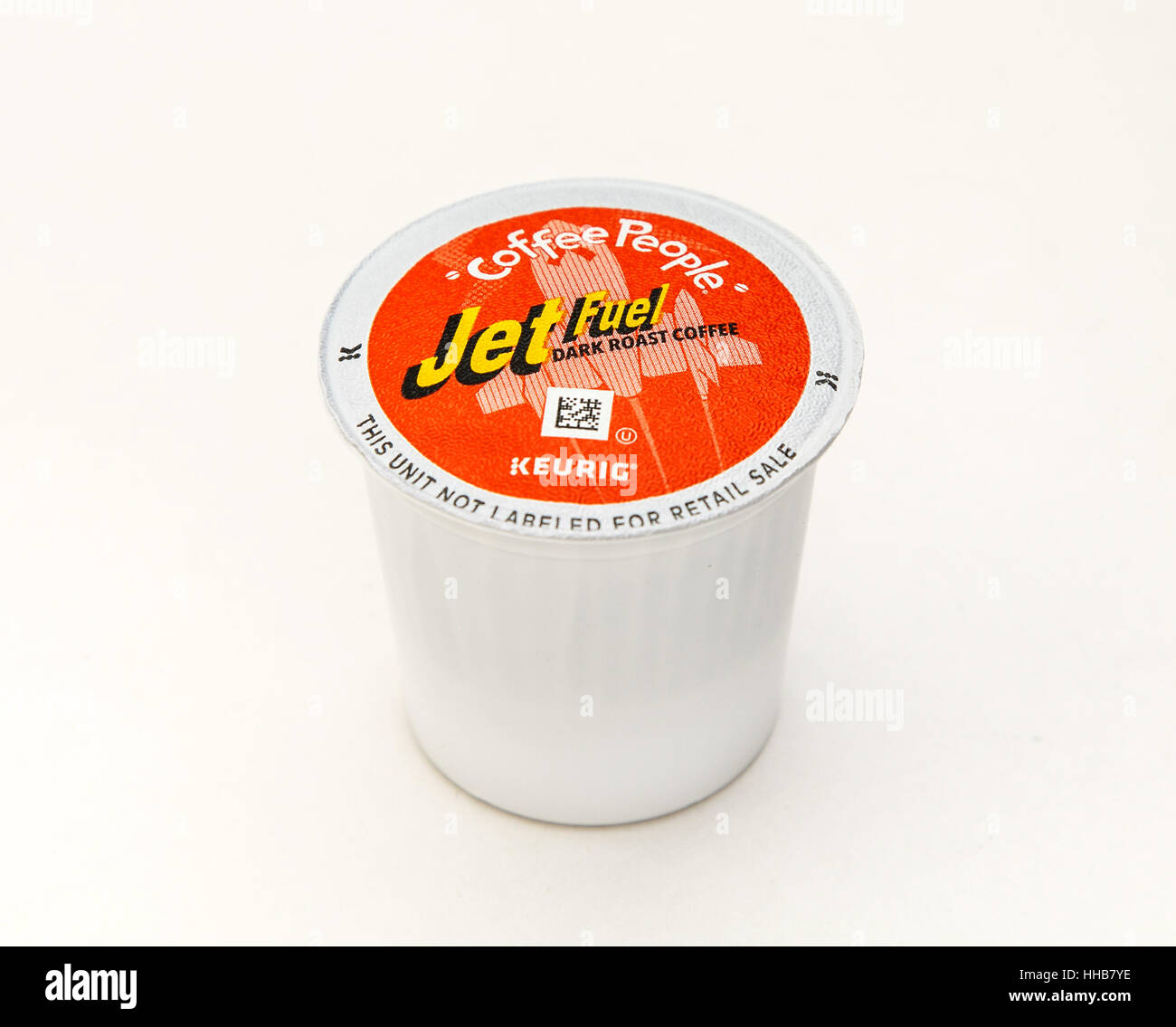 Un seul carburant Jet capsule de café pour machine à café Keurig est vu contre fond blanc. Banque D'Images