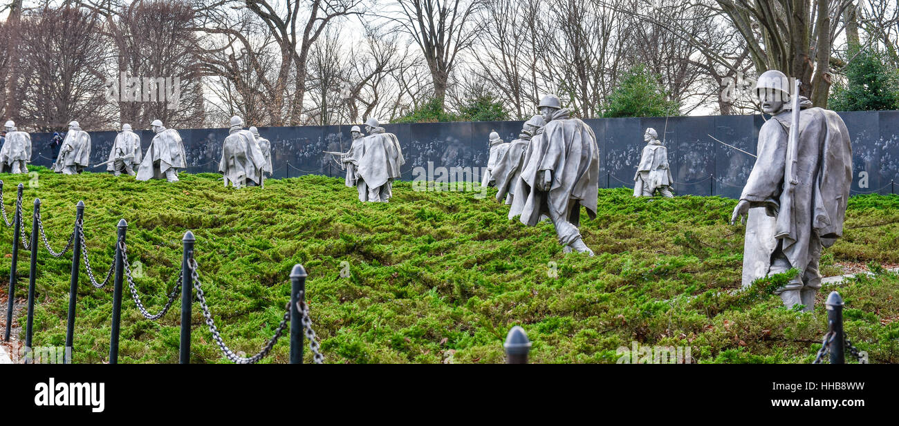 WASHINGTON DC, USA. Korean War Veterans Memorial. Le monument se compose de 19 statues d'acier inoxydable. Banque D'Images