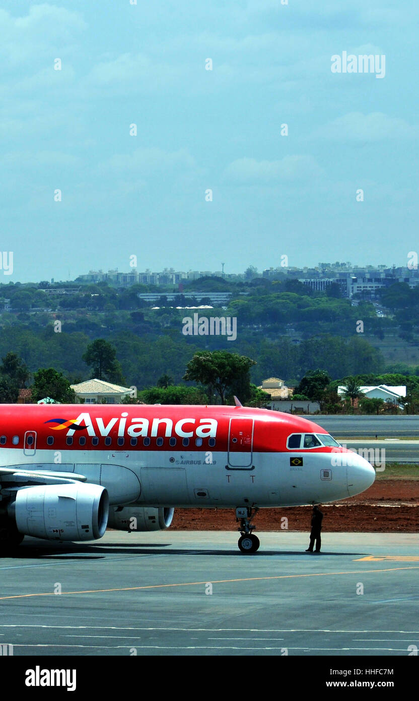 Airbus A 319 d'Avianca airways aéroport Brasilia Brésil Banque D'Images