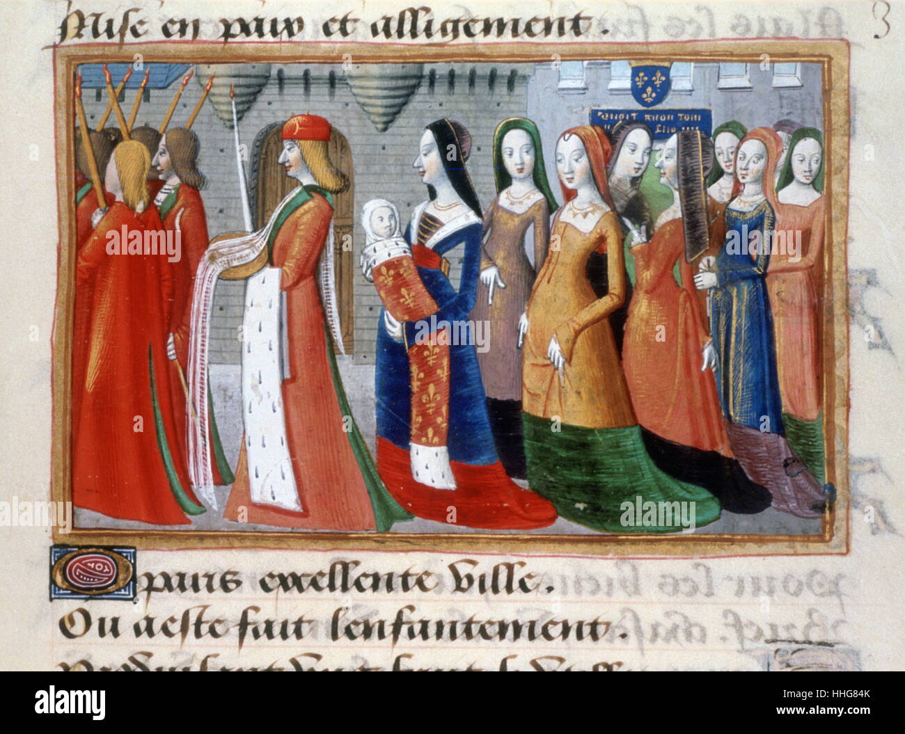 Présentation du Dauphin, futur Charles VII, pour le peuple de Paris, 1403, (15e siècle). Bibliothèque Nationale, Paris. La procession de baptême : Martial d'Auvergne, vigiles de Charles VII, France, fin du xve siècle Paris, BnF, Département des manuscrits, Français 5054, fol. 3. Au baptême, qui se produit très rapidement après la naissance, de peur que l'enfant meurt et son âme est privée de Paradise, seul le père peut assister à la cérémonie, présidée par la Marraine : la mère, en effet, doit garder le lit pendant quarante jours (si la condition sociale le permet), jusqu'à sa 'Relevailles' public à l'église paroissiale. Banque D'Images