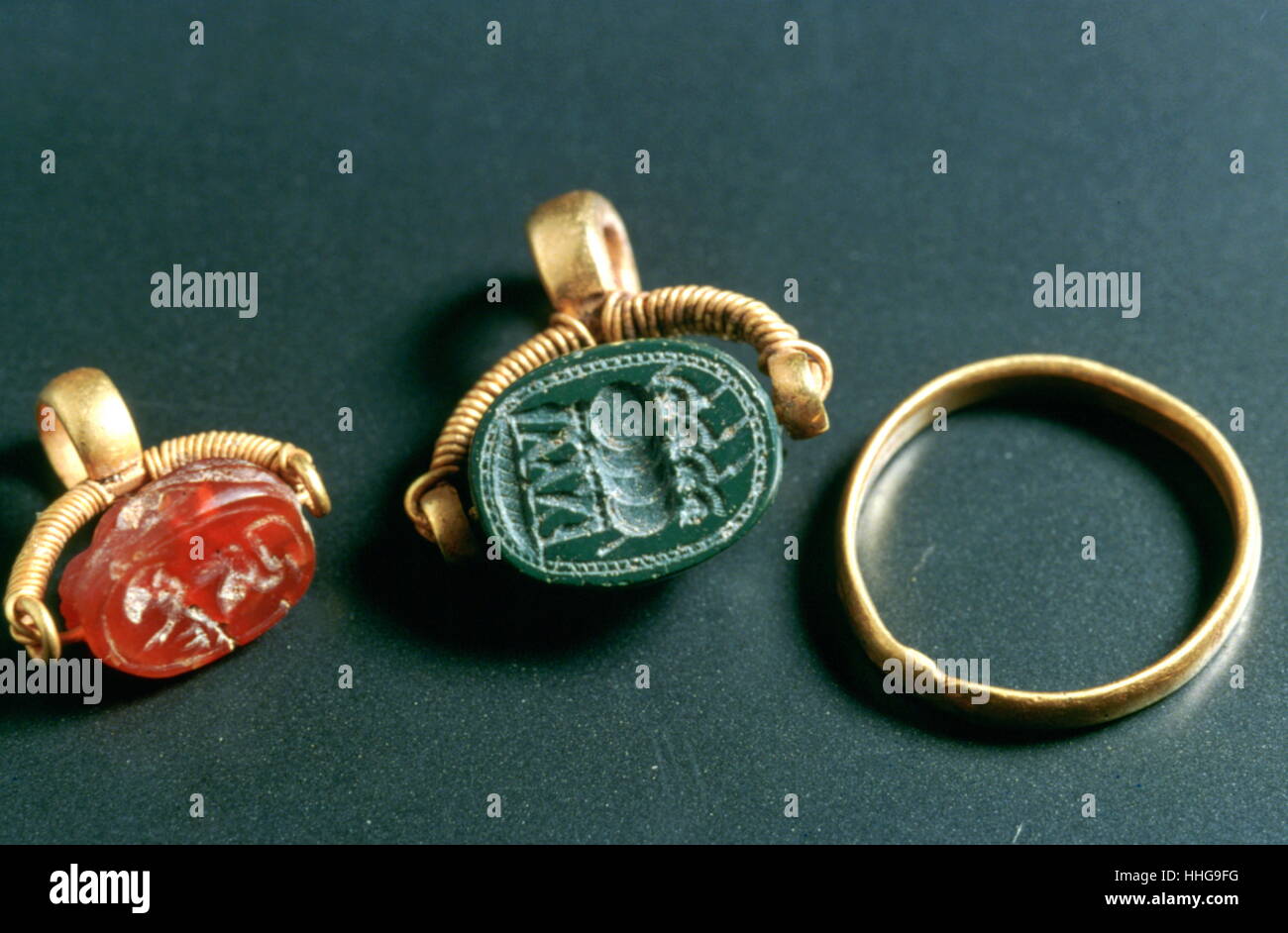 Bijoux Carthaginois puniques, c3e et 4e siècle AD. Situé dans le Musée du Bardo, Tunis. Banque D'Images