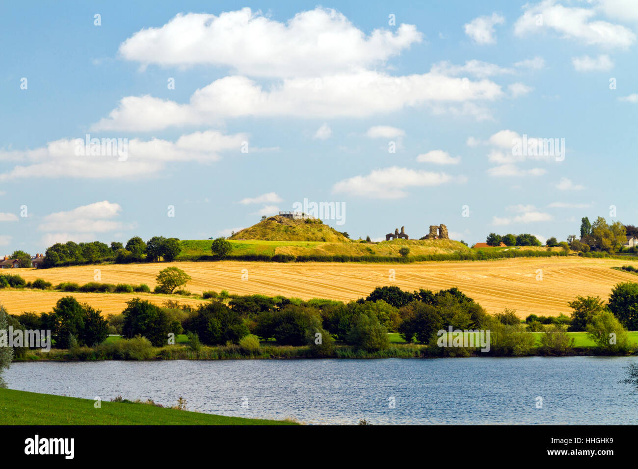 Sangle de cheville sandale, sandales, sandales, château, Château, arbre, arbres, hill, pierre, Banque D'Images