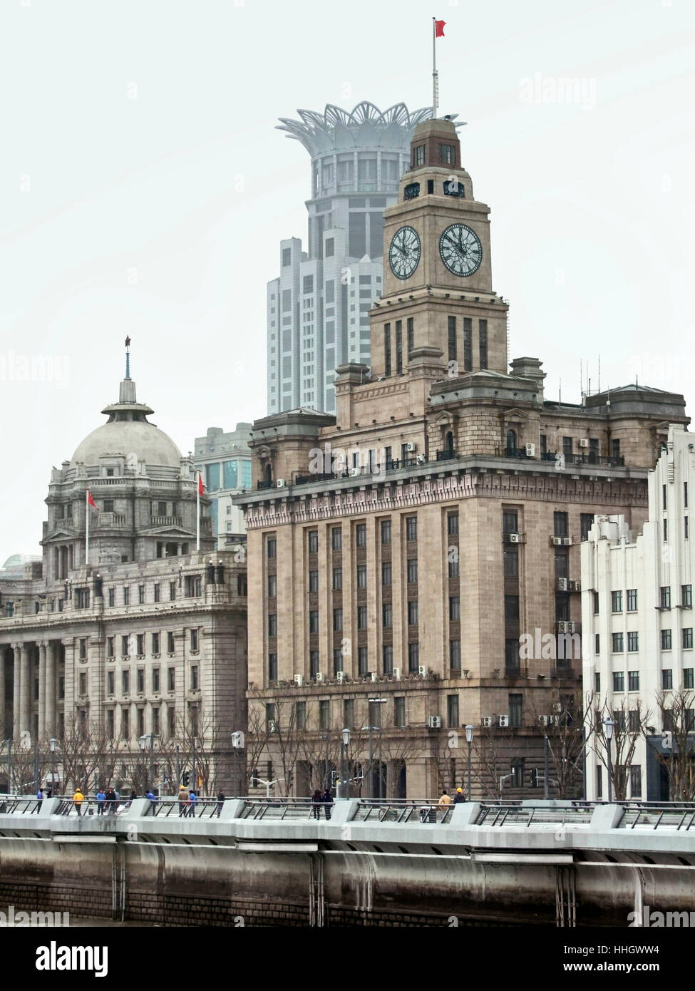 Vue sur la ville du Bund, une zone de la District de Huangpu à Shanghai, une ville en Chine Banque D'Images