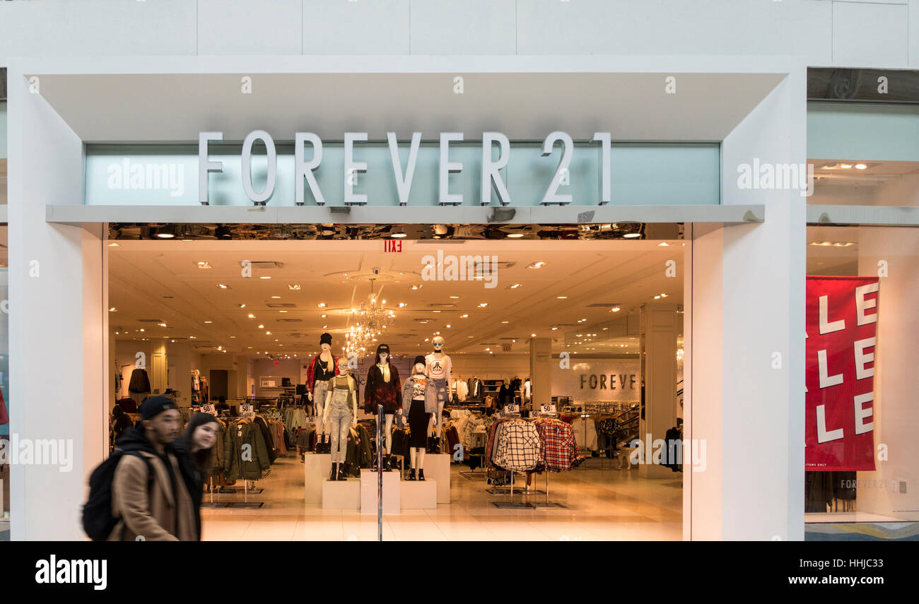 Forever 21 magasin dans le centre-ville de Scarborough, à Toronto, Ontario, Canada Banque D'Images