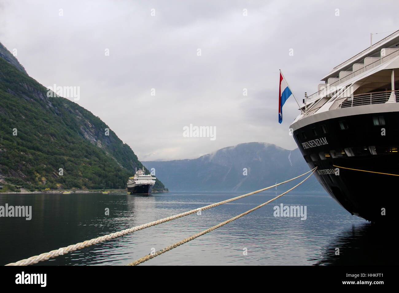 La poupe du navire de croisière de la Hollande Amérique 'Prinsendam', alors amarré à Eidfjord, Norvège. Banque D'Images