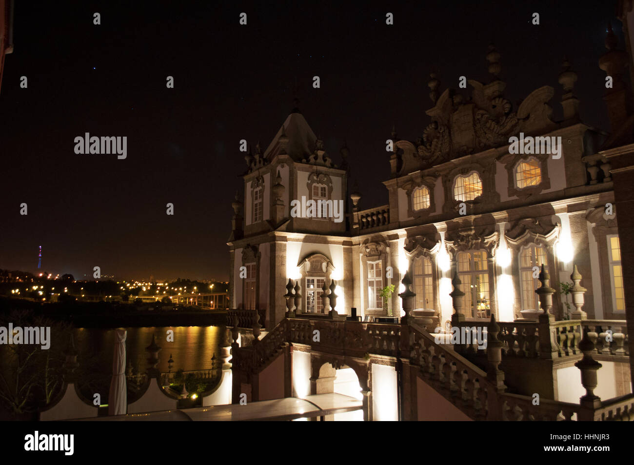 Porto : nuit et vue Détails de palais de Freixo, Palacio Do Freixo, anciennement un palais du 19ème siècle transformé en un hôtel Banque D'Images