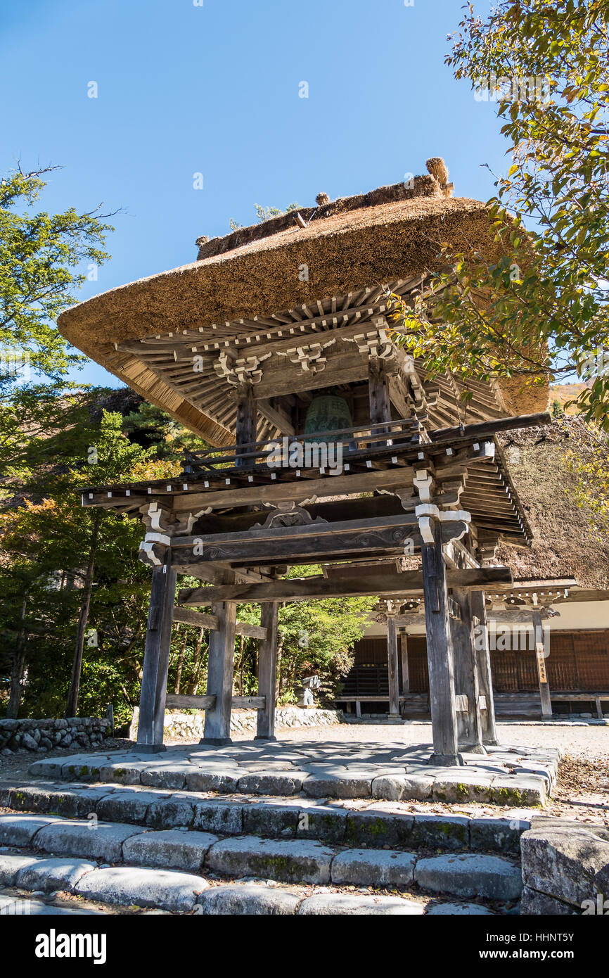 Temple à Shirakawa-go, Gifu, Japon Banque D'Images